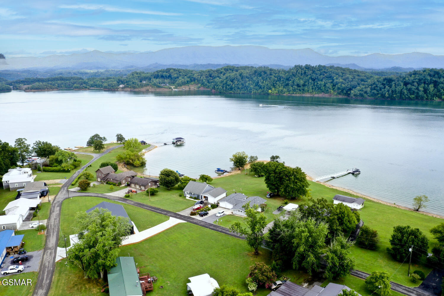 1648 Canal Lane Dandridge TN 37725