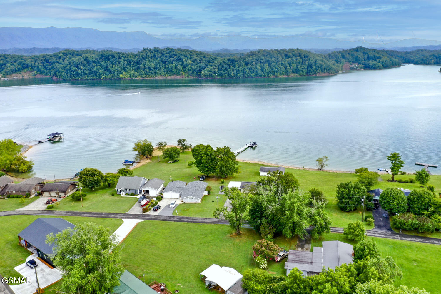 1648 Canal Lane Dandridge TN 37725