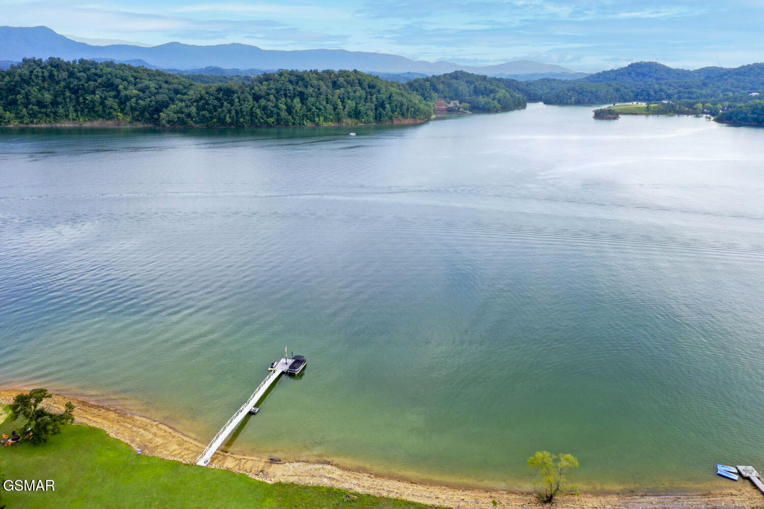 1648 Canal Lane Dandridge TN 37725