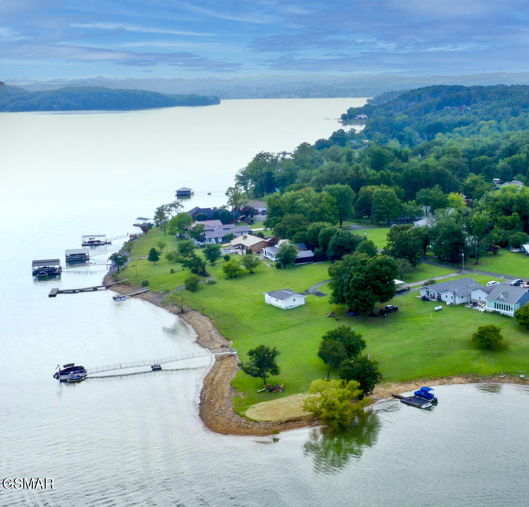 1648 Canal Lane Dandridge TN 37725