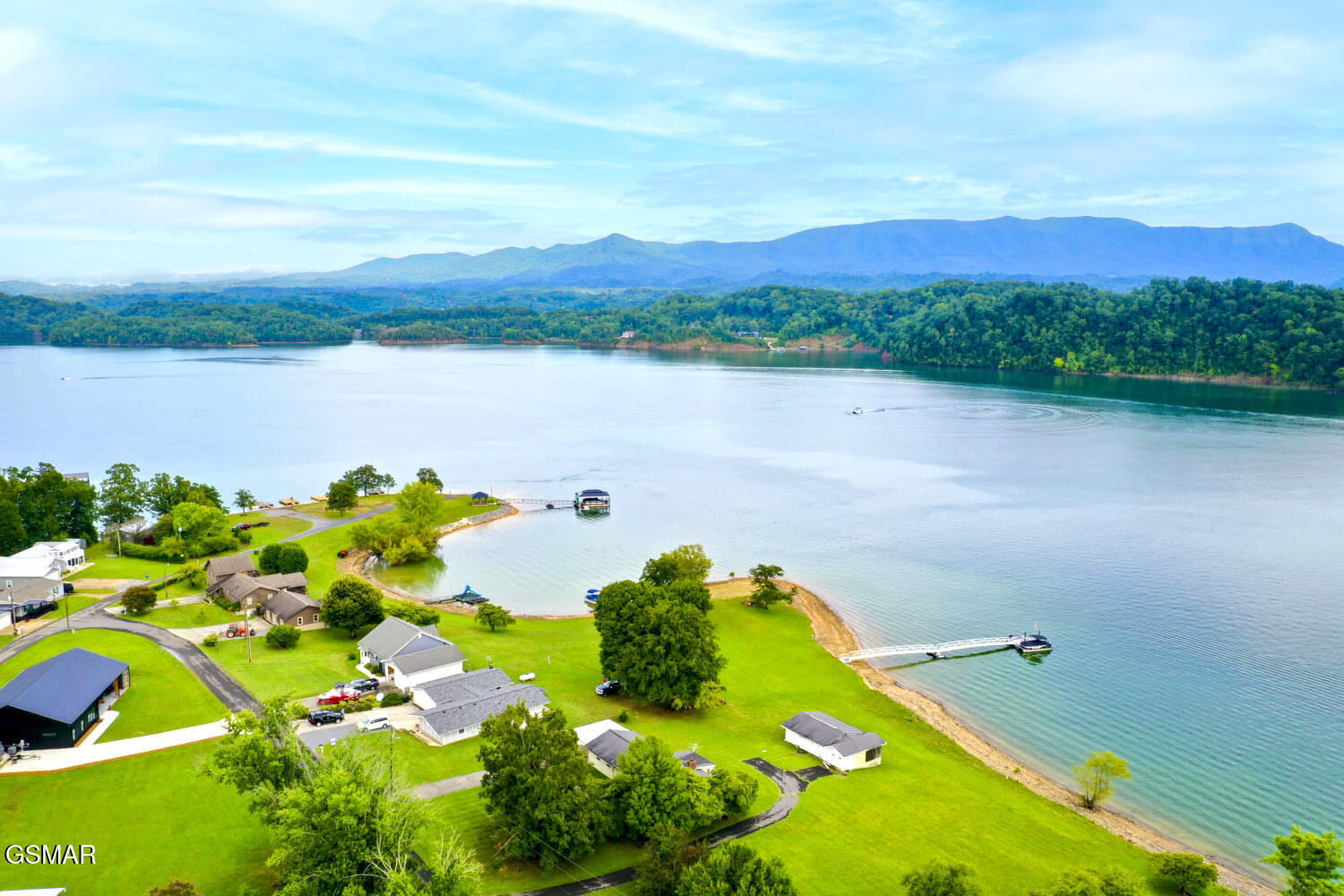 1648 Canal Lane Dandridge TN 37725