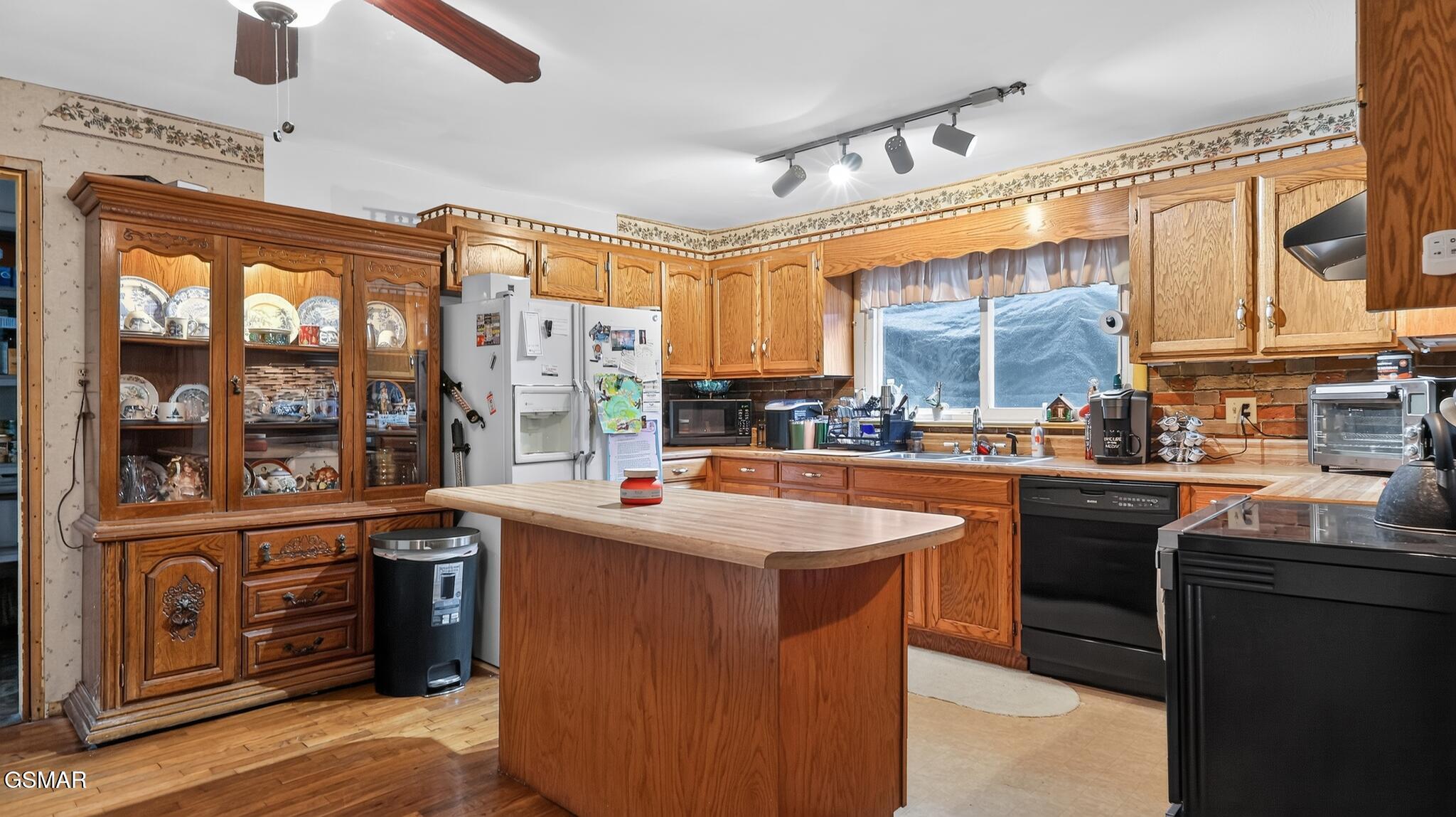 390 NE Ledford Road Cleveland TN 37323