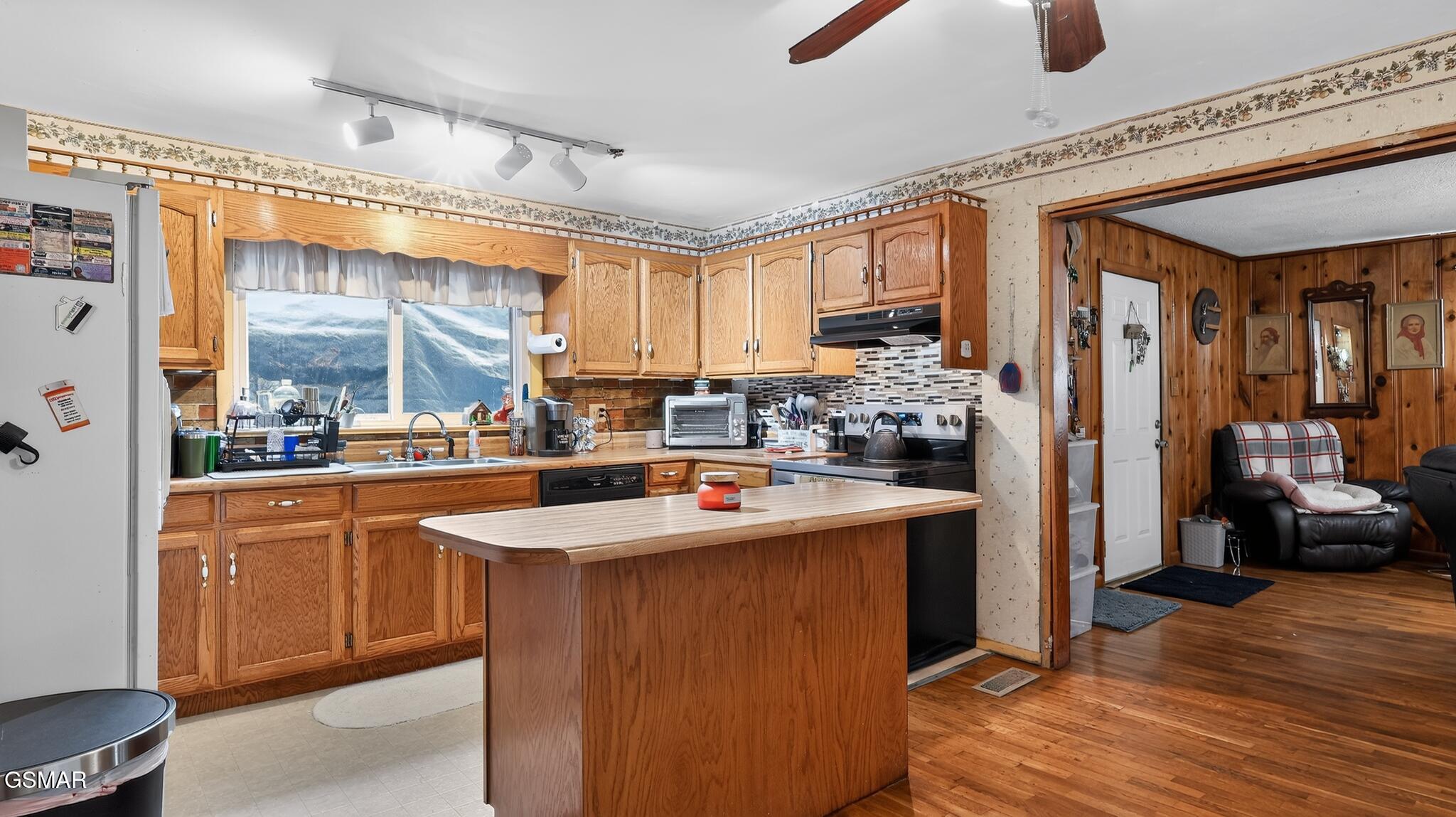 390 NE Ledford Road Cleveland TN 37323