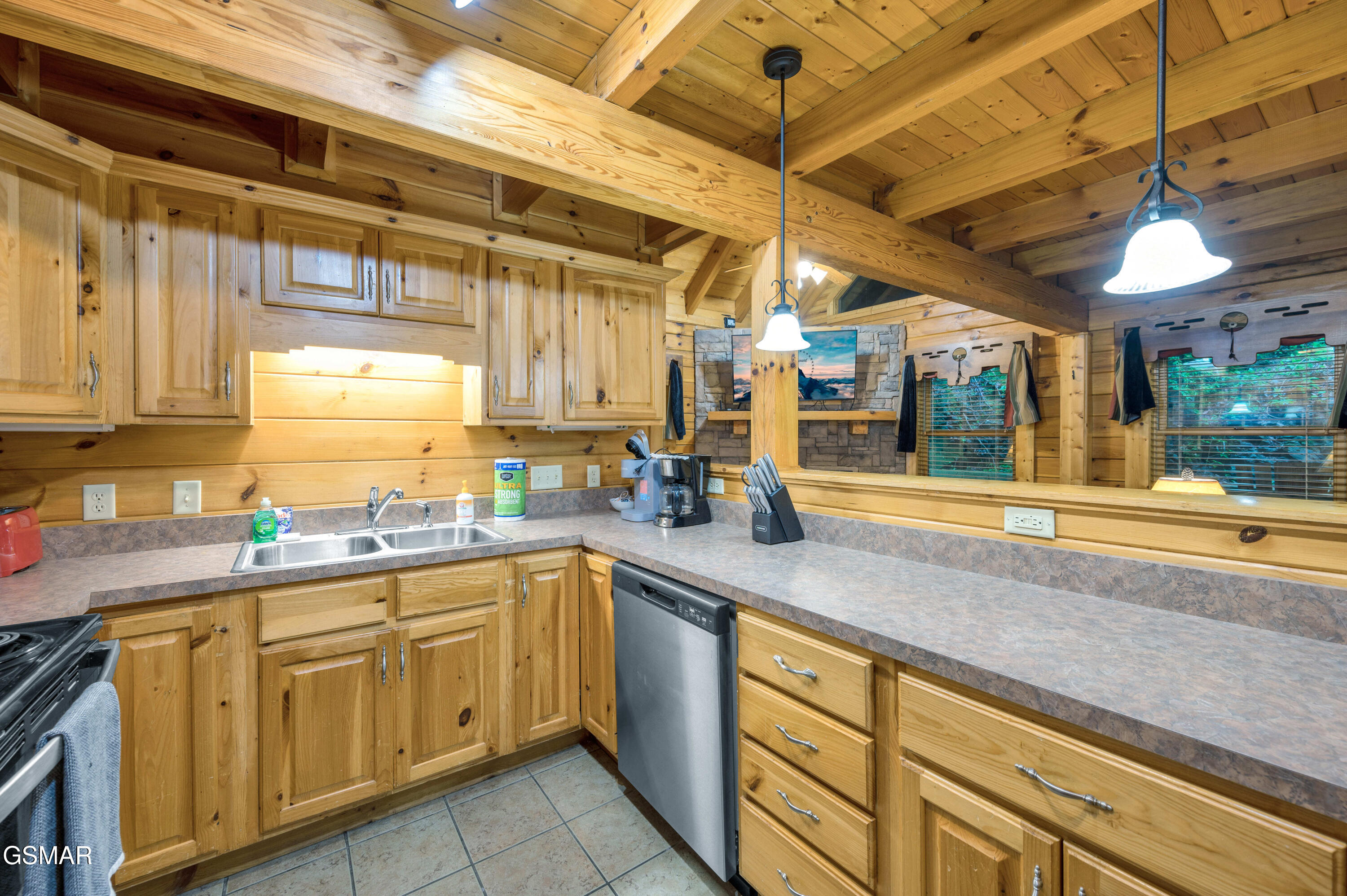644 Gatlinburg Falls Way Gatlinburg TN 37738