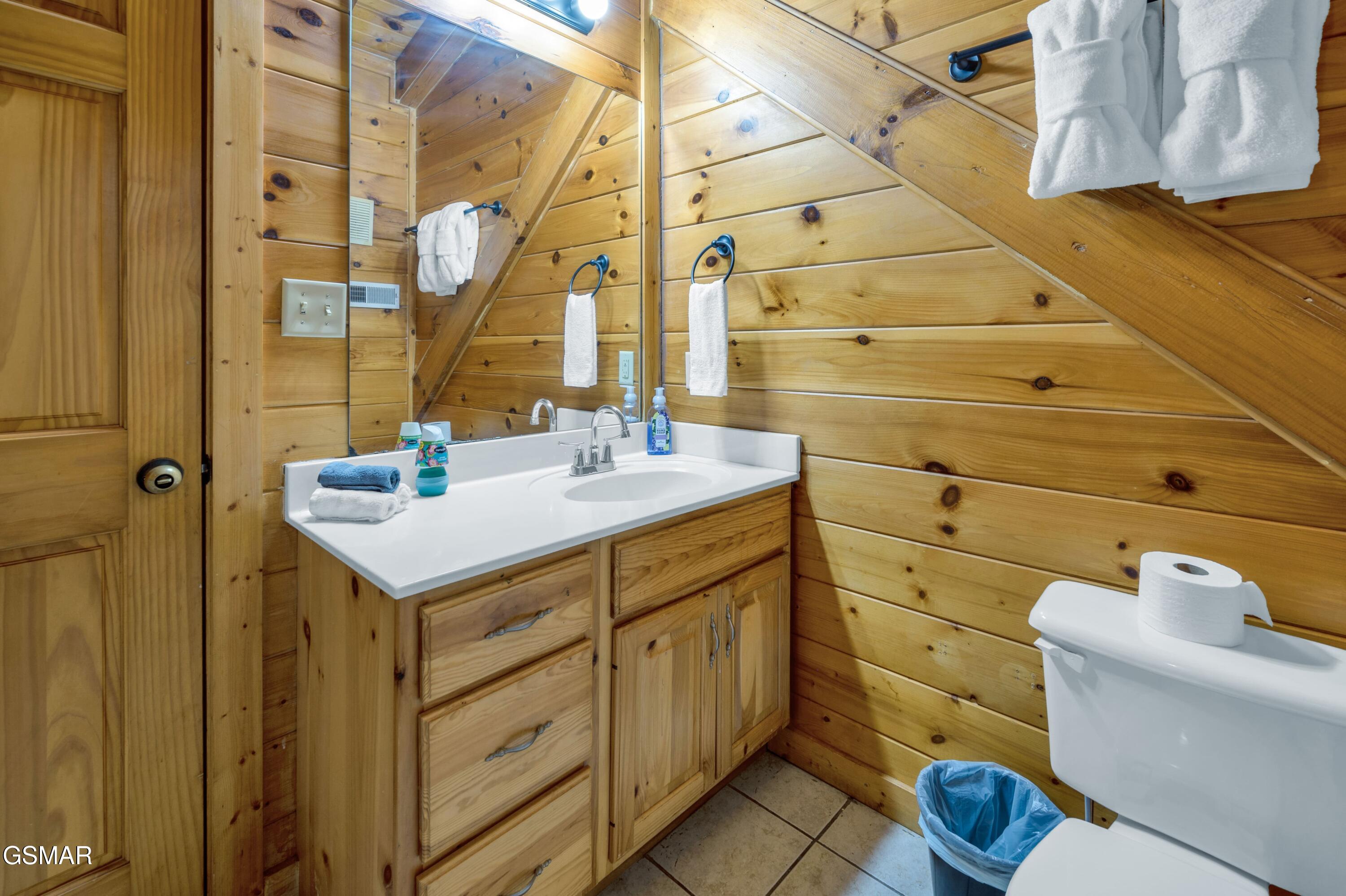 644 Gatlinburg Falls Way Gatlinburg TN 37738