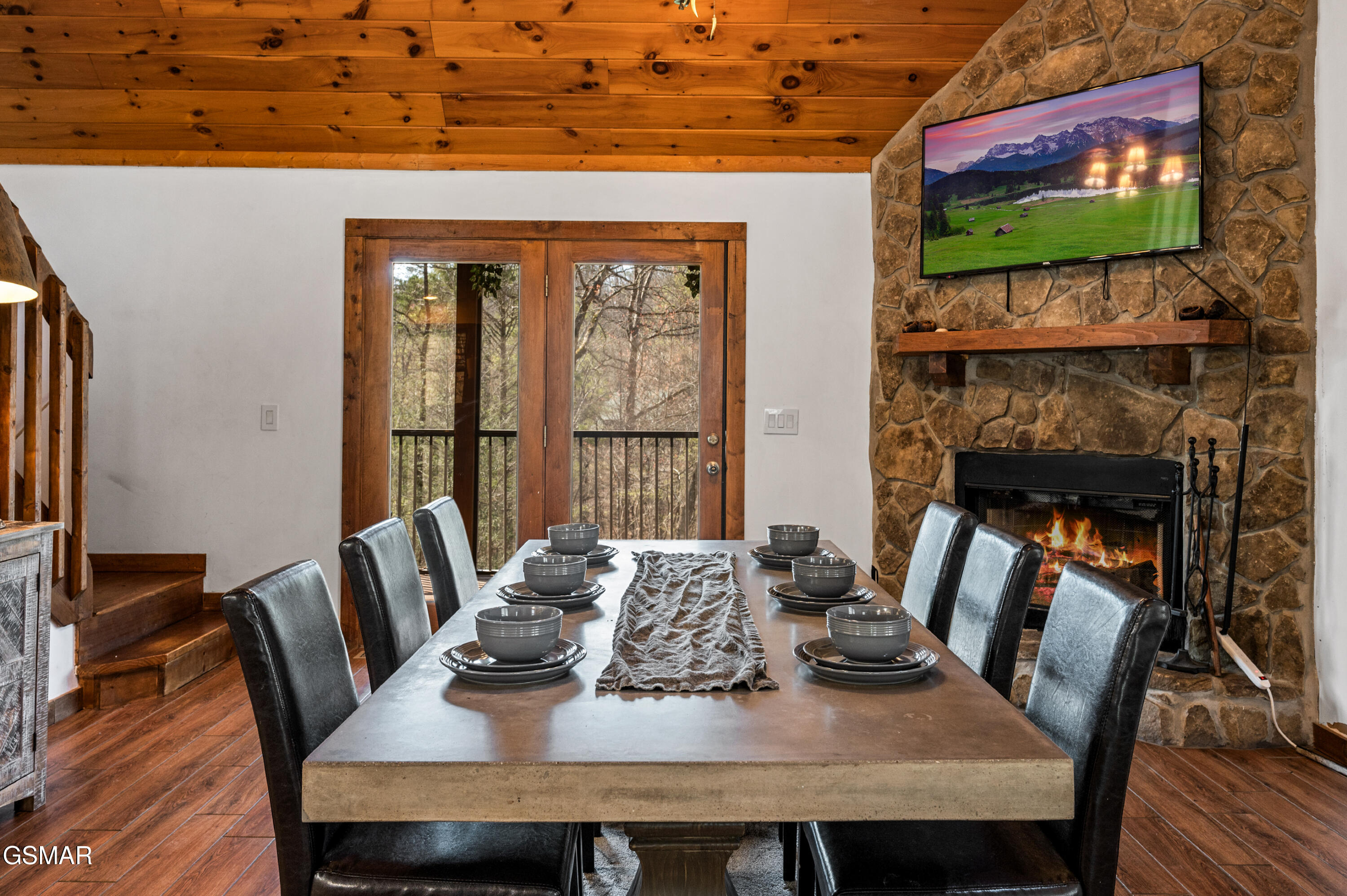 1530 Deer Browse Way Sevierville TN 37876
