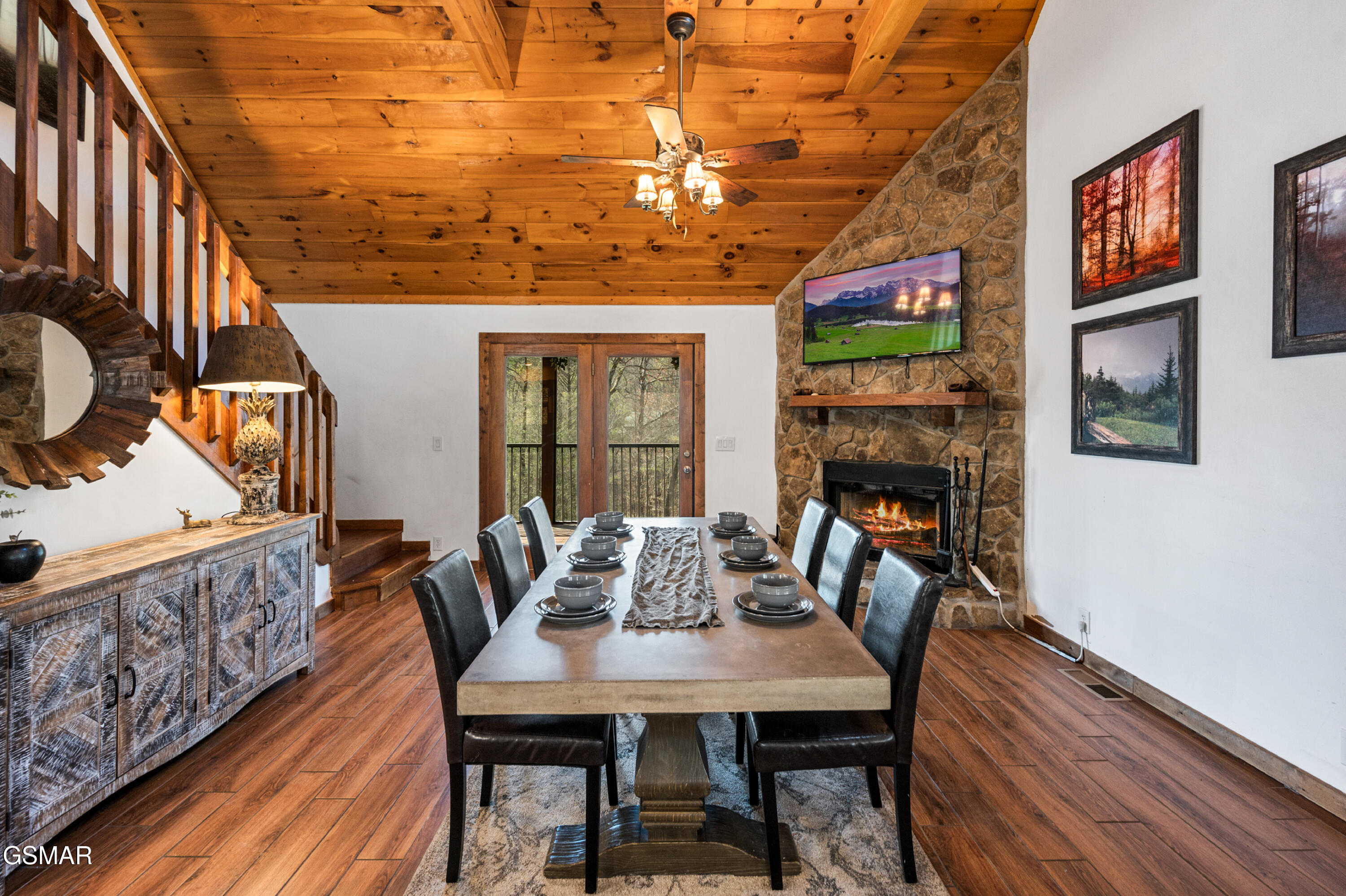 1530 Deer Browse Way Sevierville TN 37876