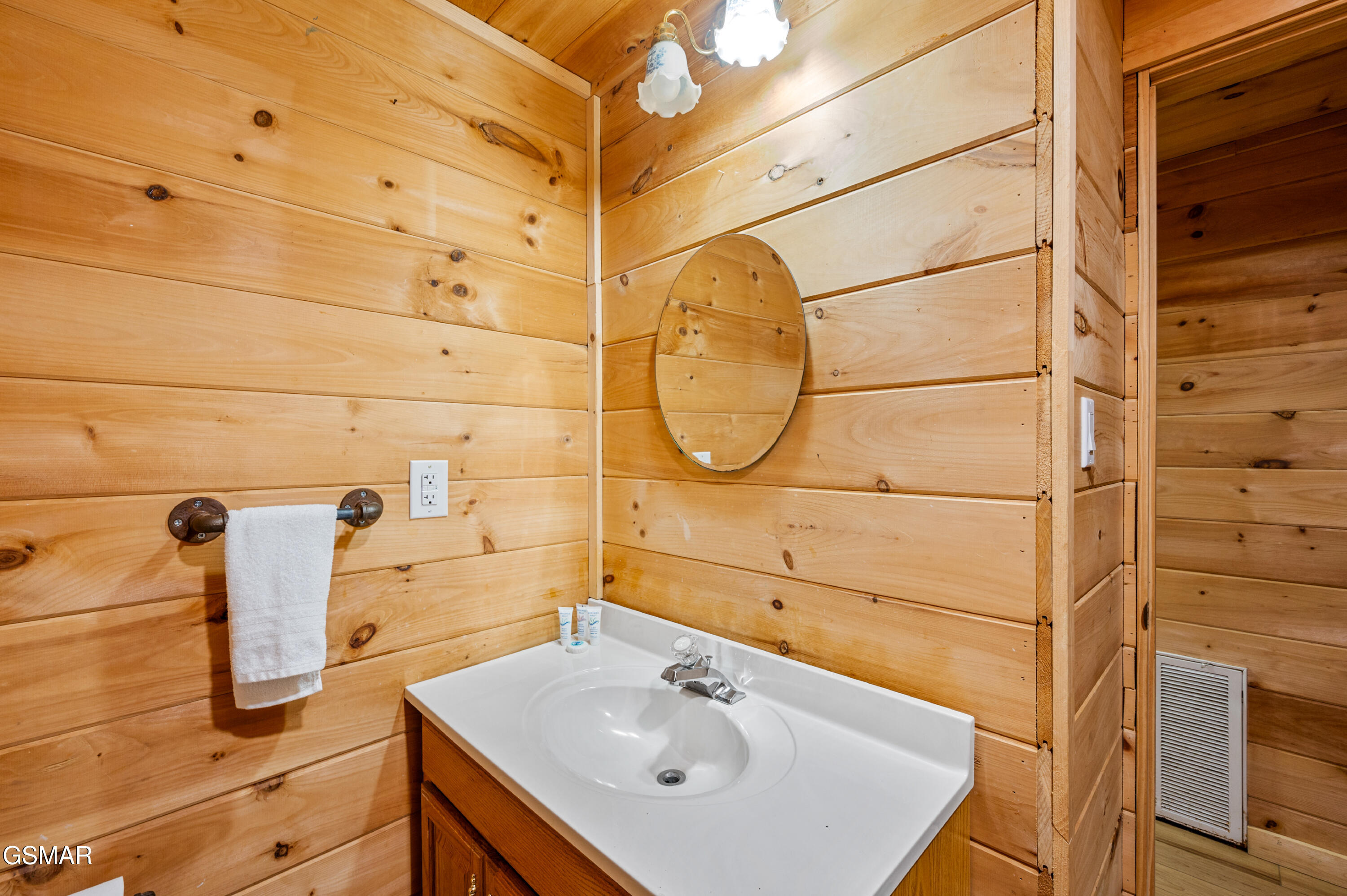 1530 Deer Browse Way Sevierville TN 37876