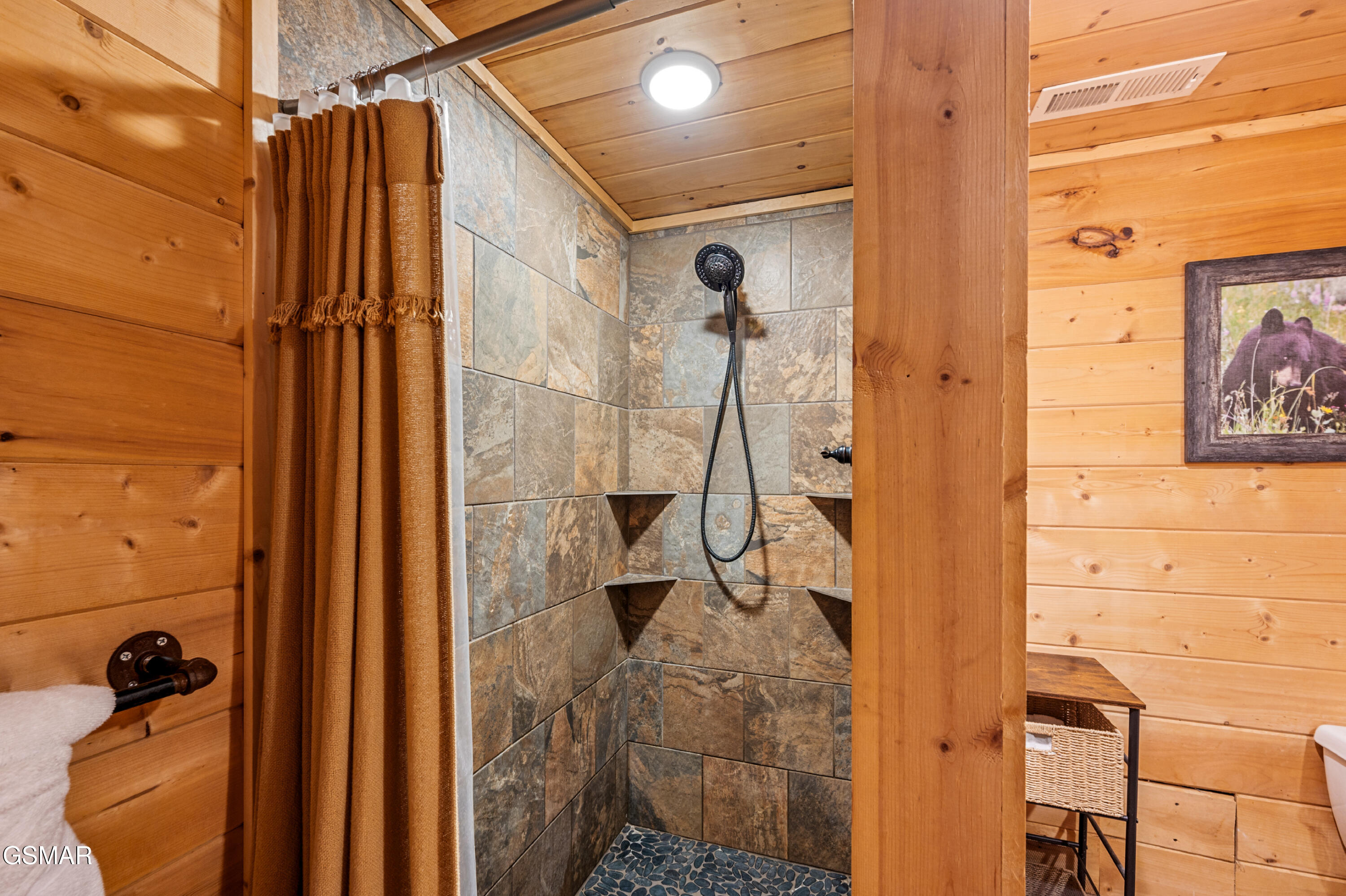 1530 Deer Browse Way Sevierville TN 37876