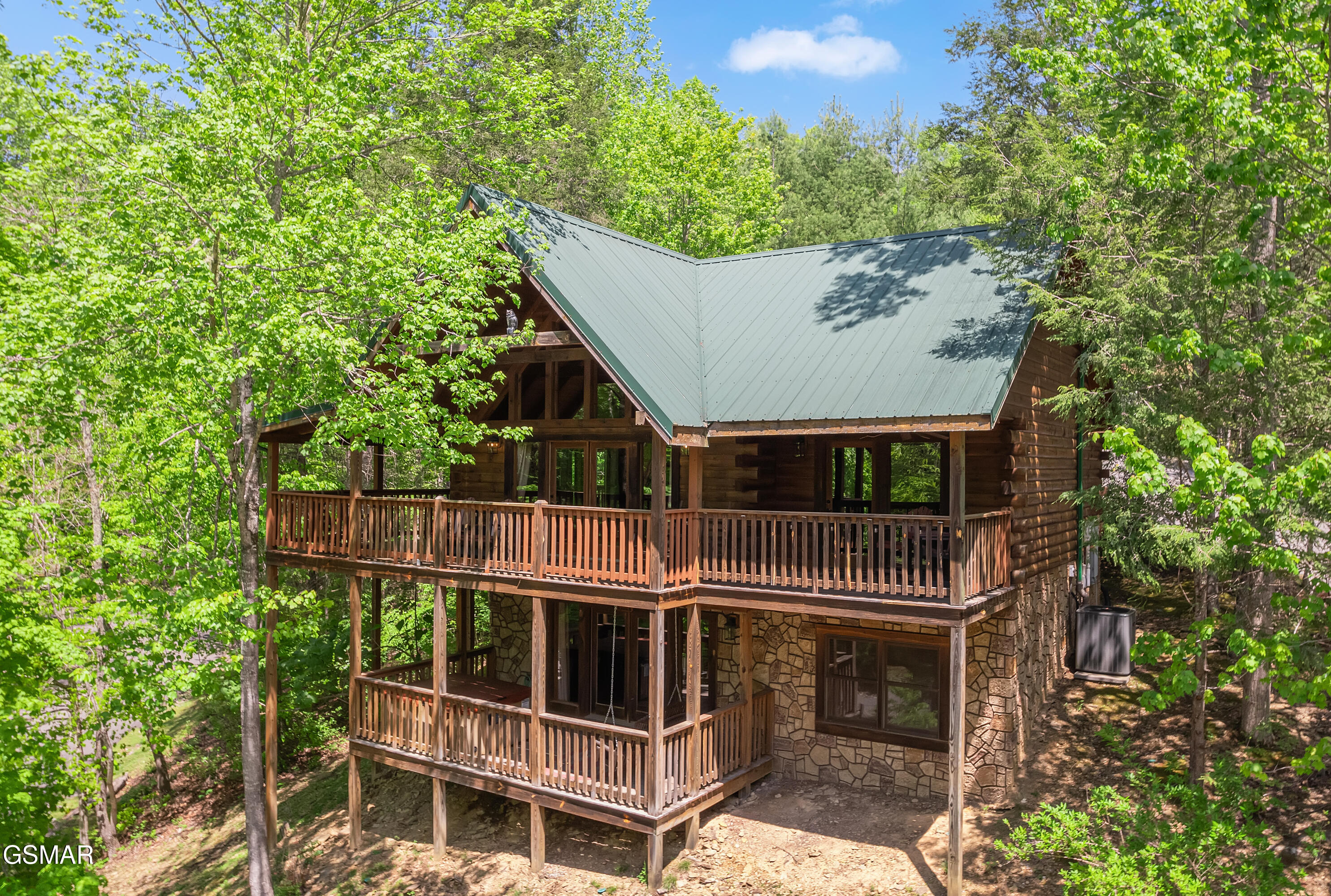 721 Poplar Falls Way Gatlinburg TN 37738