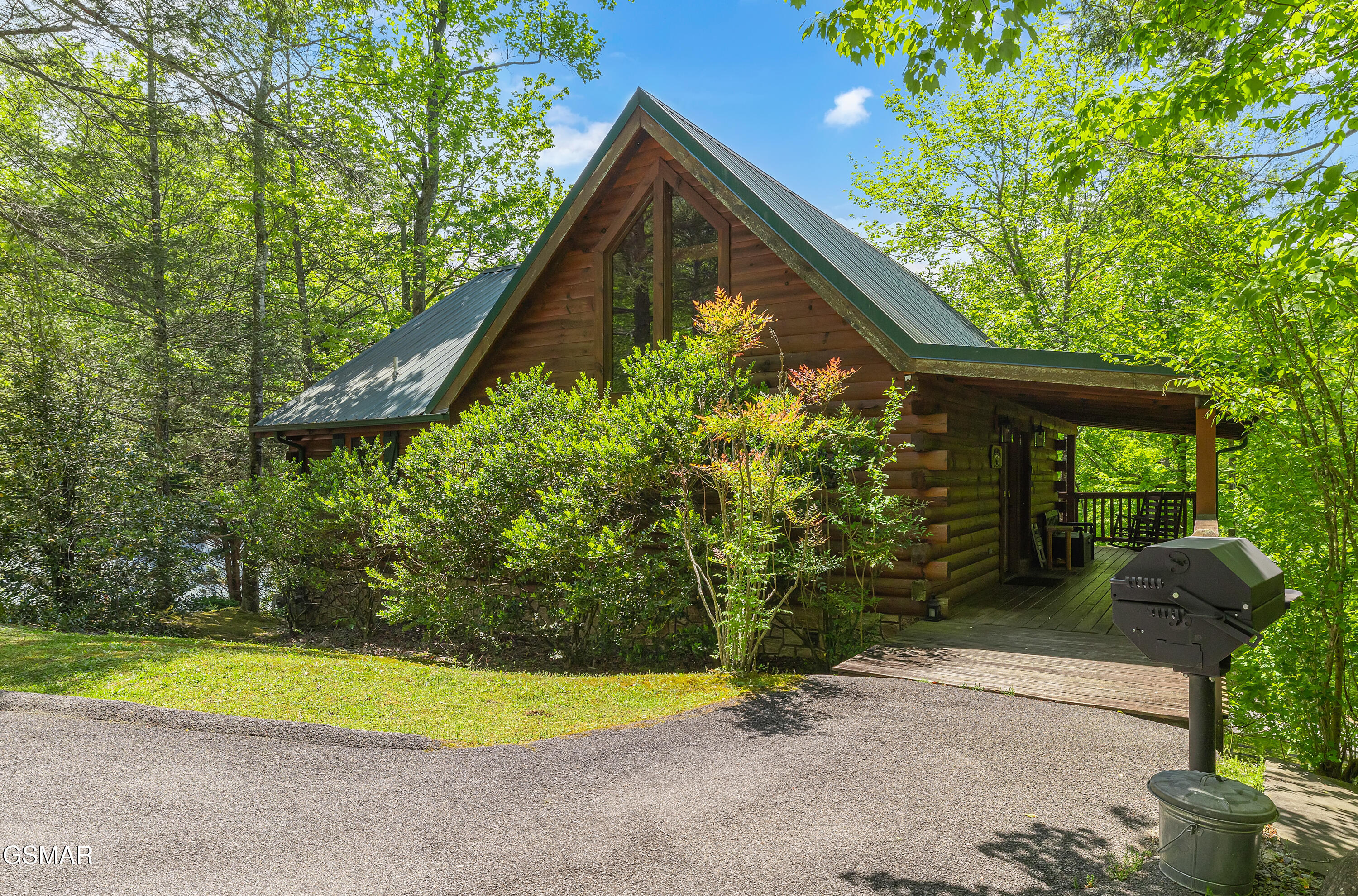 721 Poplar Falls Way Gatlinburg TN 37738