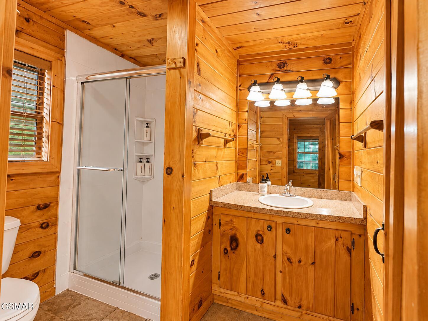 1630 Majestic Oak Way Sevierville TN 37876