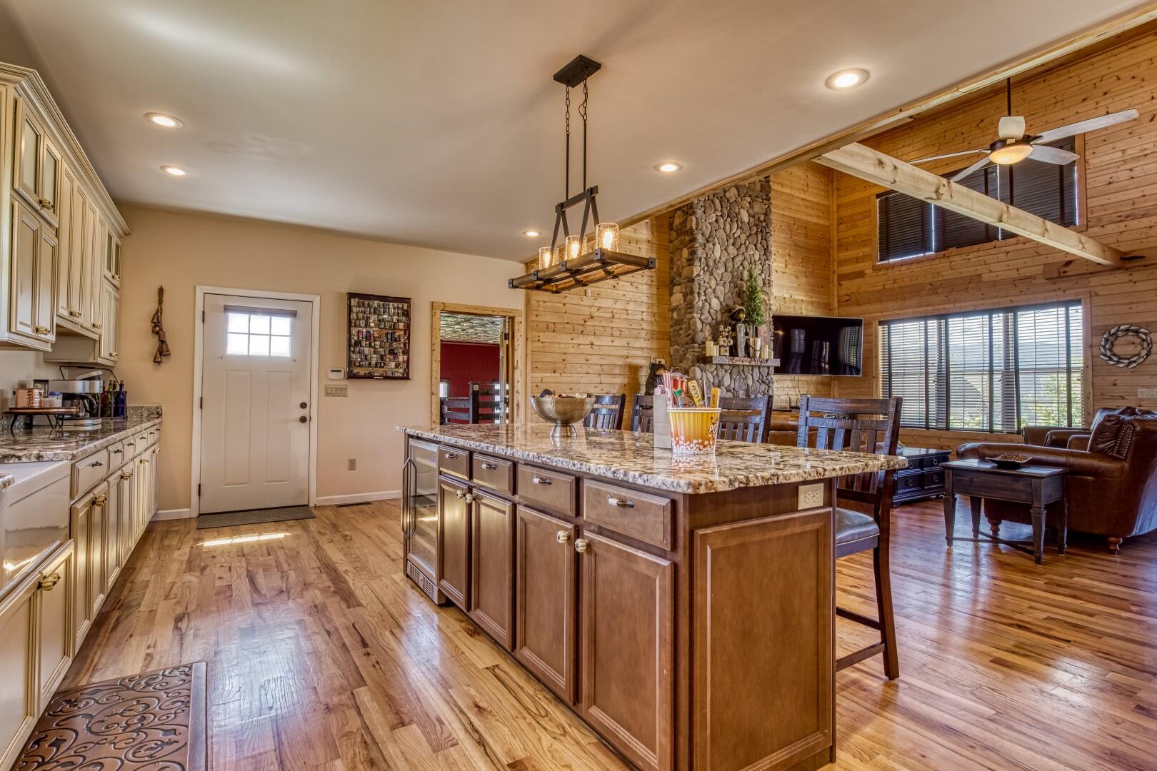 810 Oakley Way Gatlinburg TN 37738