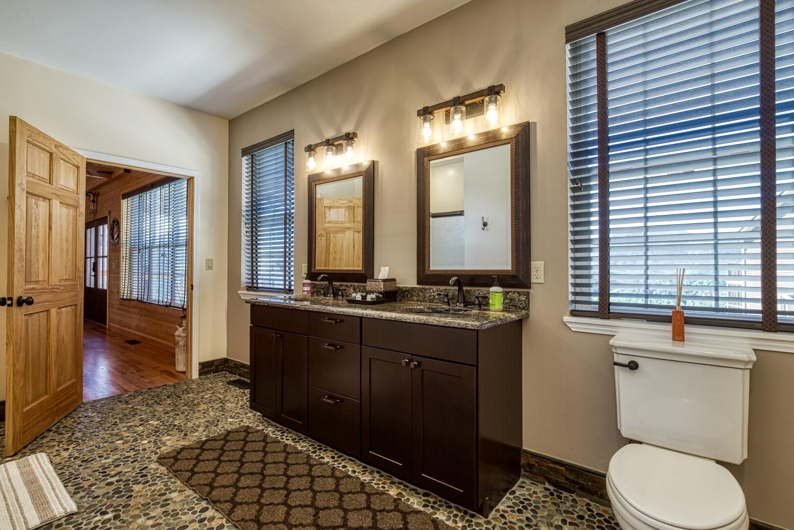 810 Oakley Way Gatlinburg TN 37738