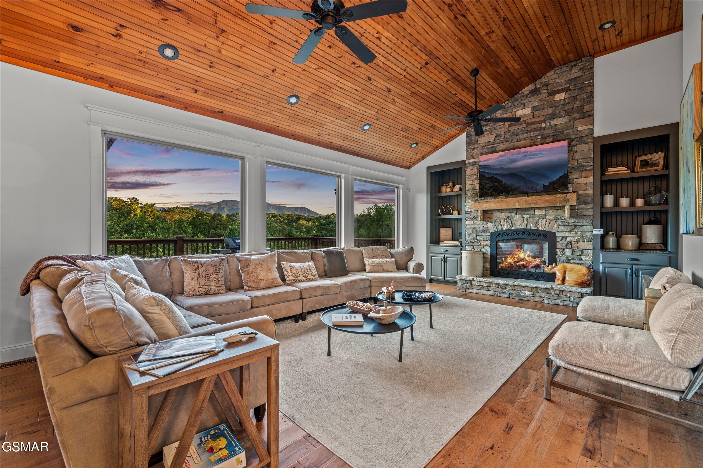 1932 Bales Way Sevierville TN 37876