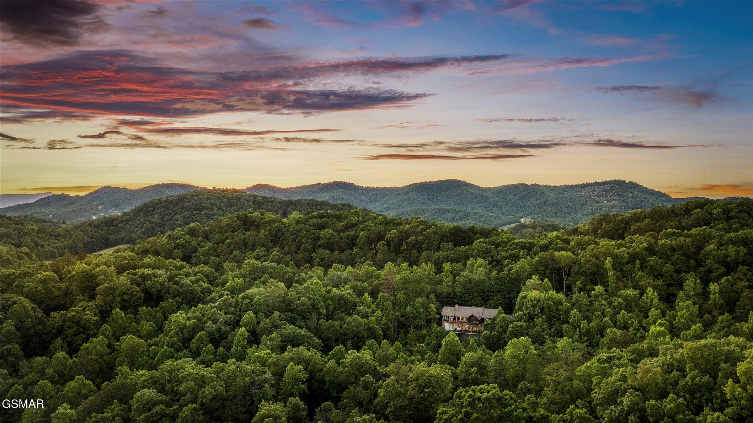 1932 Bales Way Sevierville TN 37876