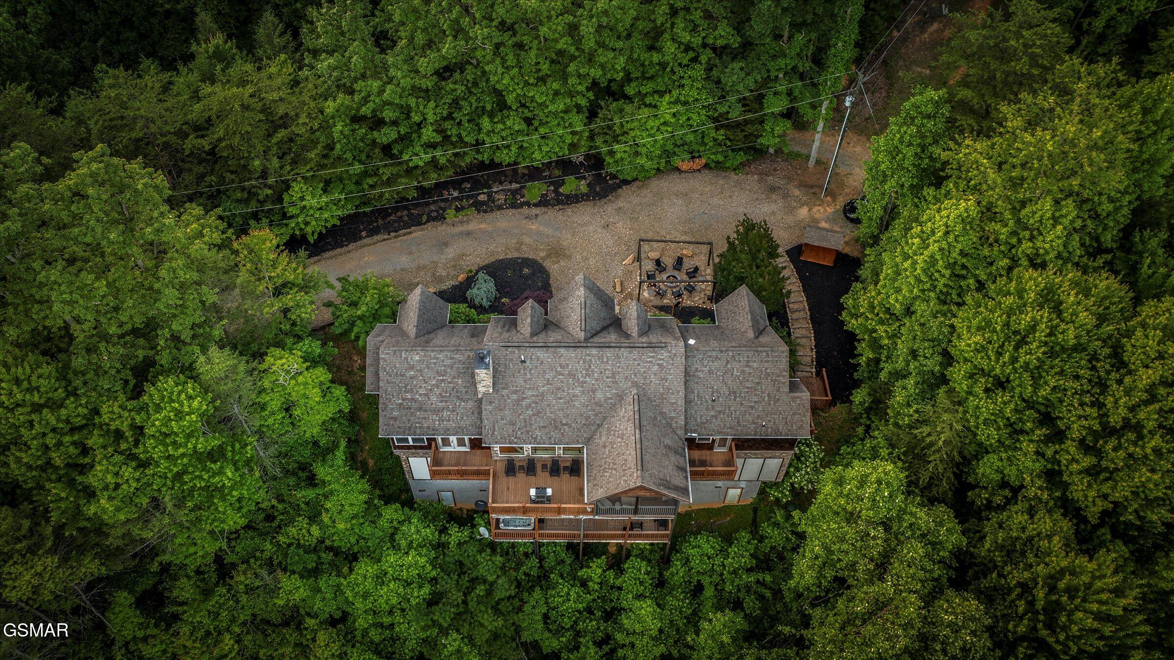 1932 Bales Way Sevierville TN 37876