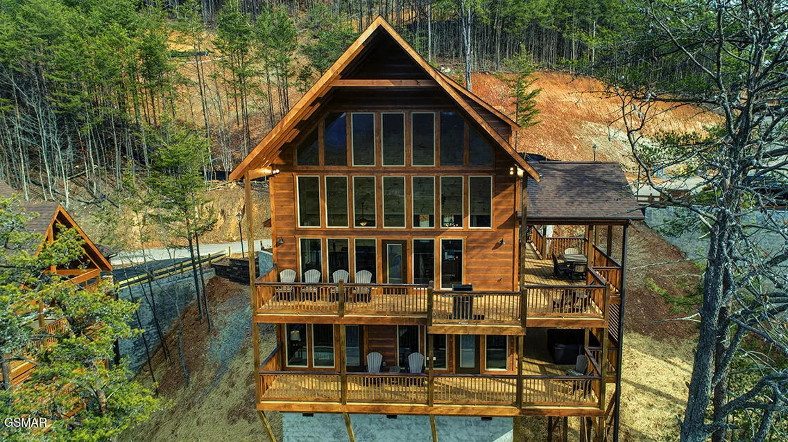 1201 Parkview Vista Way Sevierville TN 37862