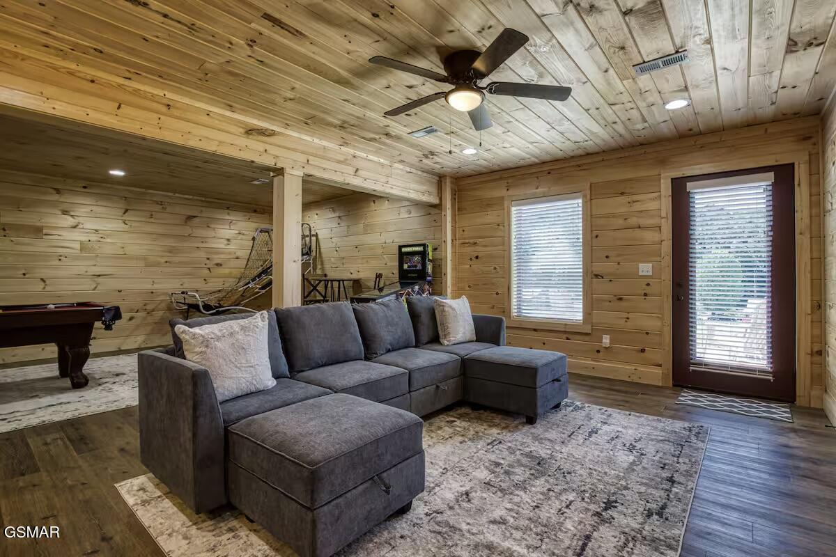 3136 Thomas Headrick Road Sevierville TN 37862