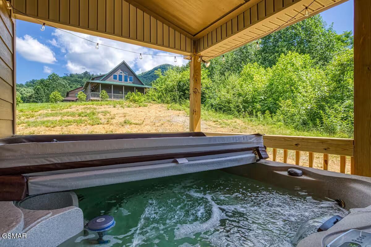 3136 Thomas Headrick Road Sevierville TN 37862