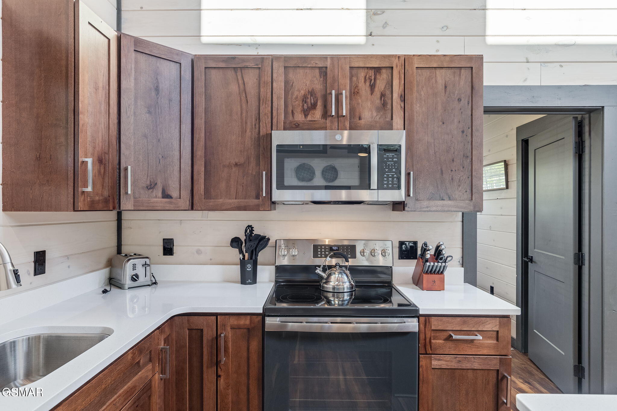 984 Goose Gap Road Sevierville TN 37876