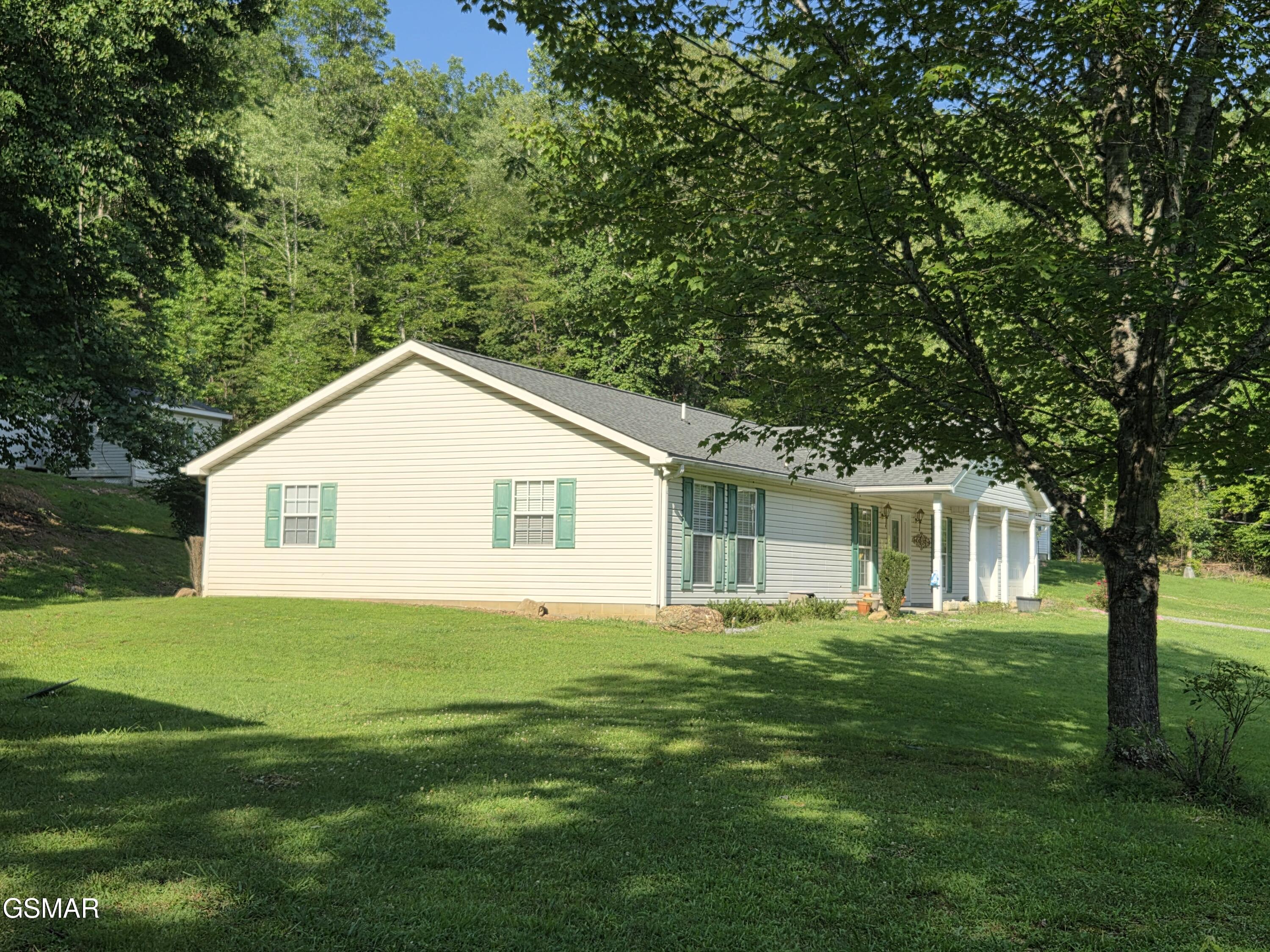 2865/2869 Happy Hollow Road Sevierville TN 37862