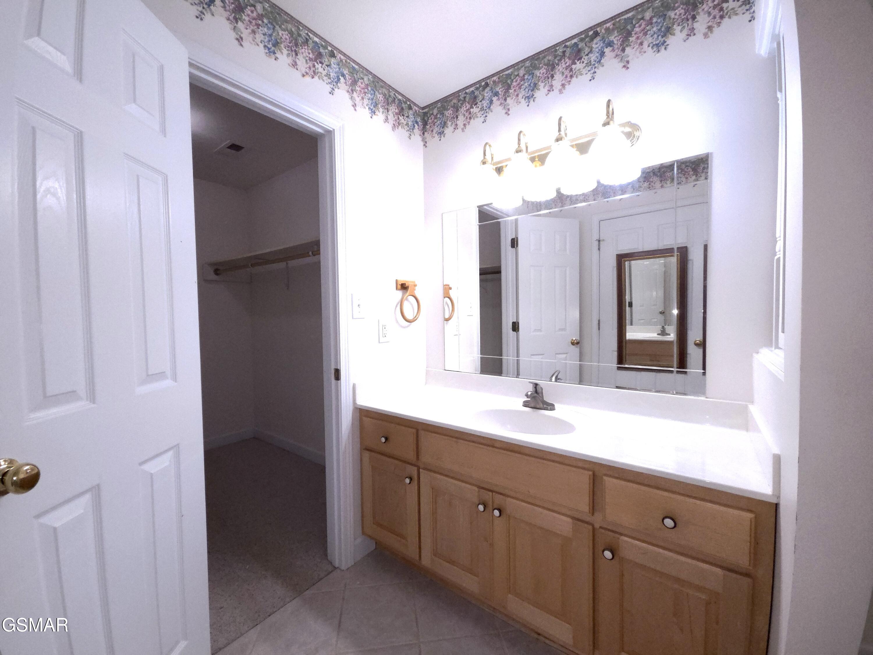 2865/2869 Happy Hollow Road Sevierville TN 37862