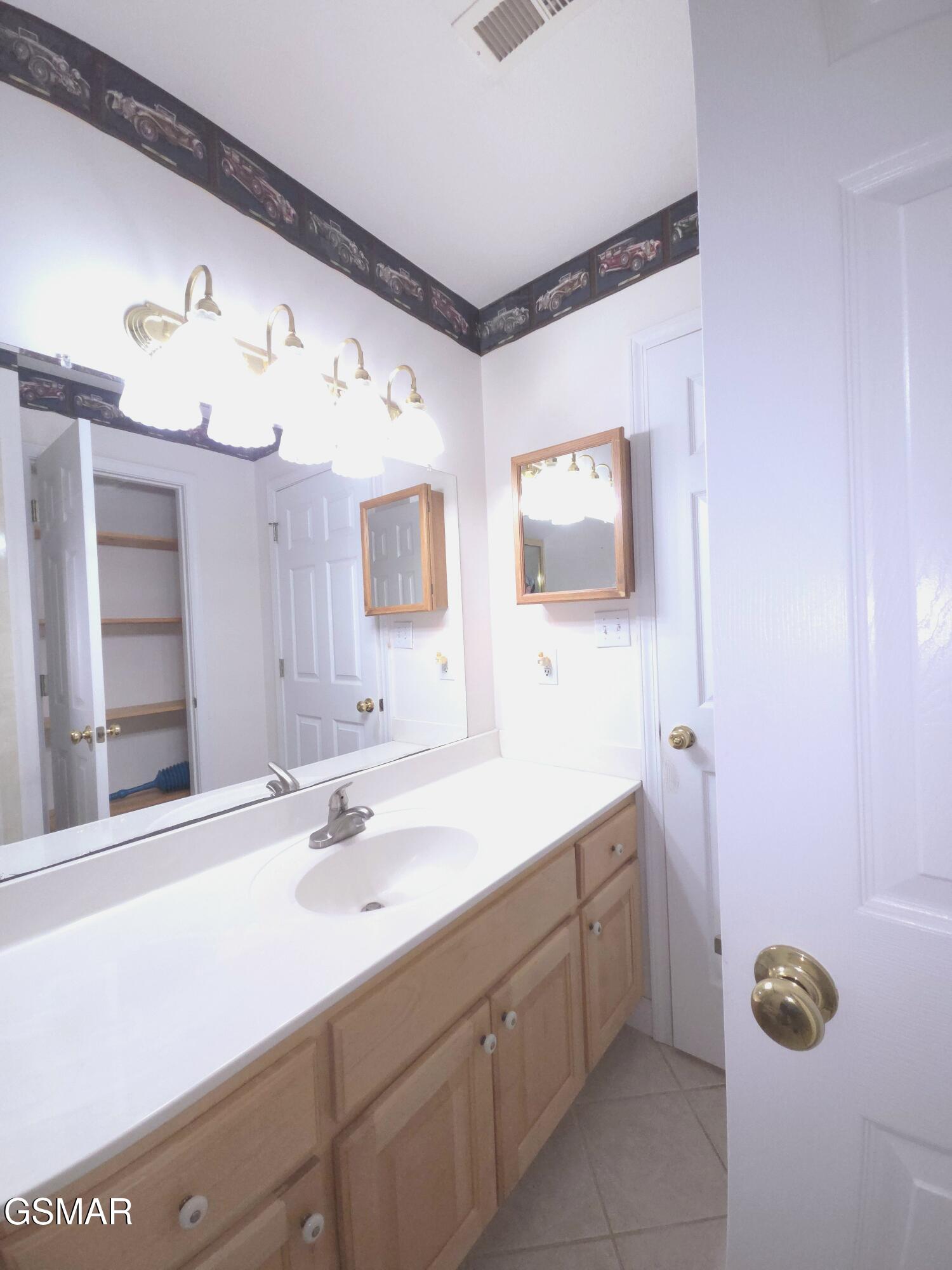 2865/2869 Happy Hollow Road Sevierville TN 37862