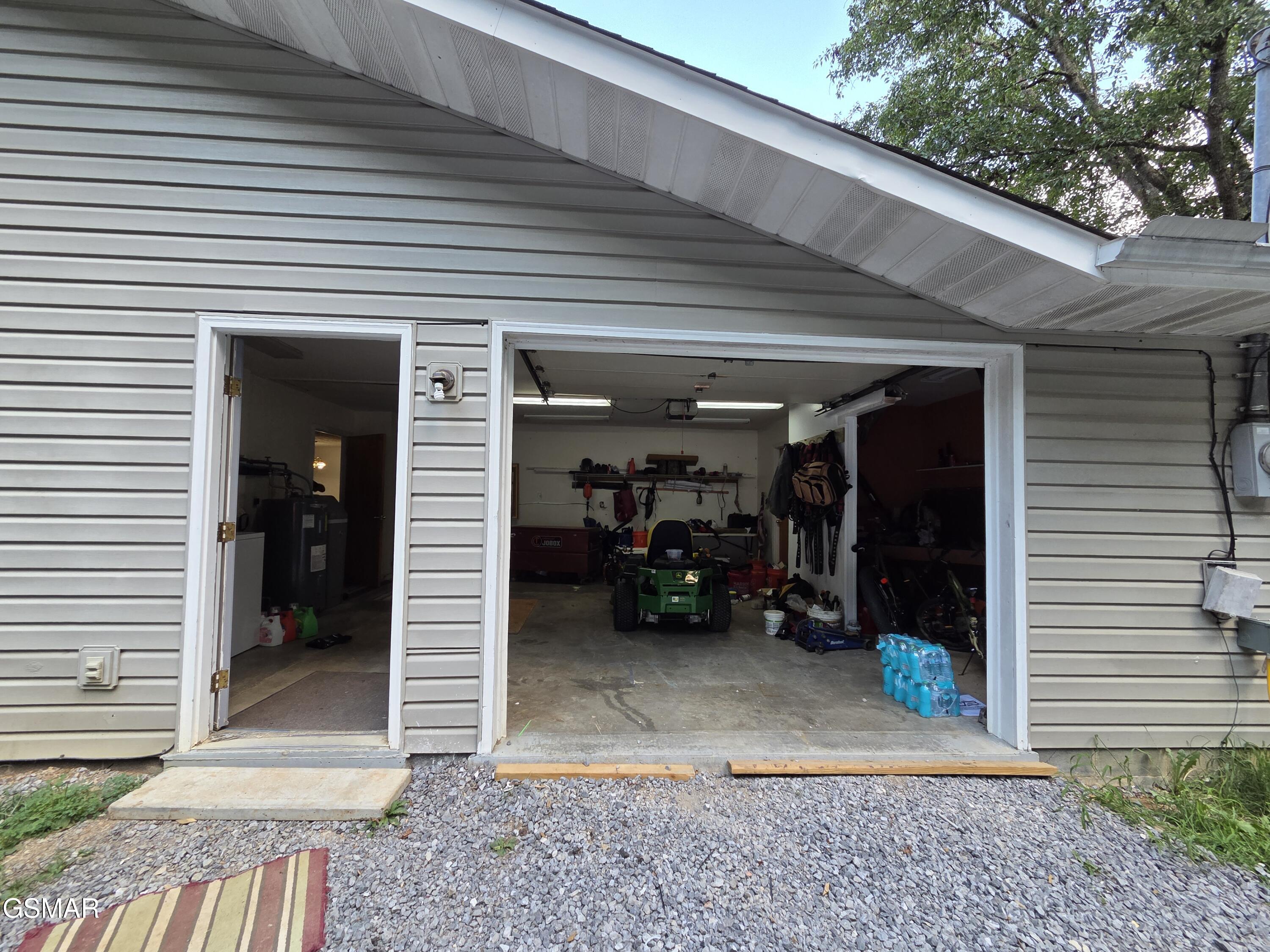 2865/2869 Happy Hollow Road Sevierville TN 37862