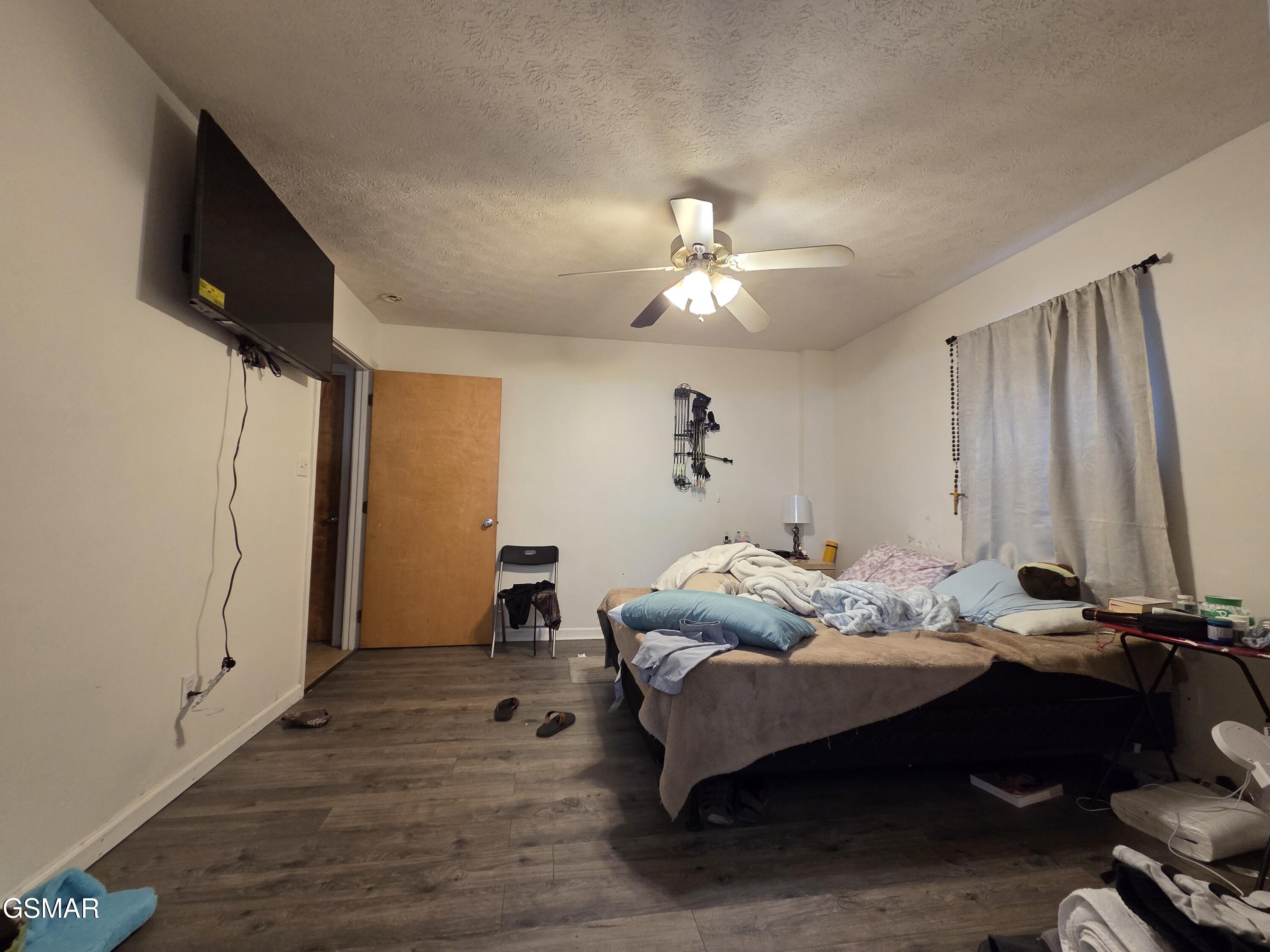 2865/2869 Happy Hollow Road Sevierville TN 37862