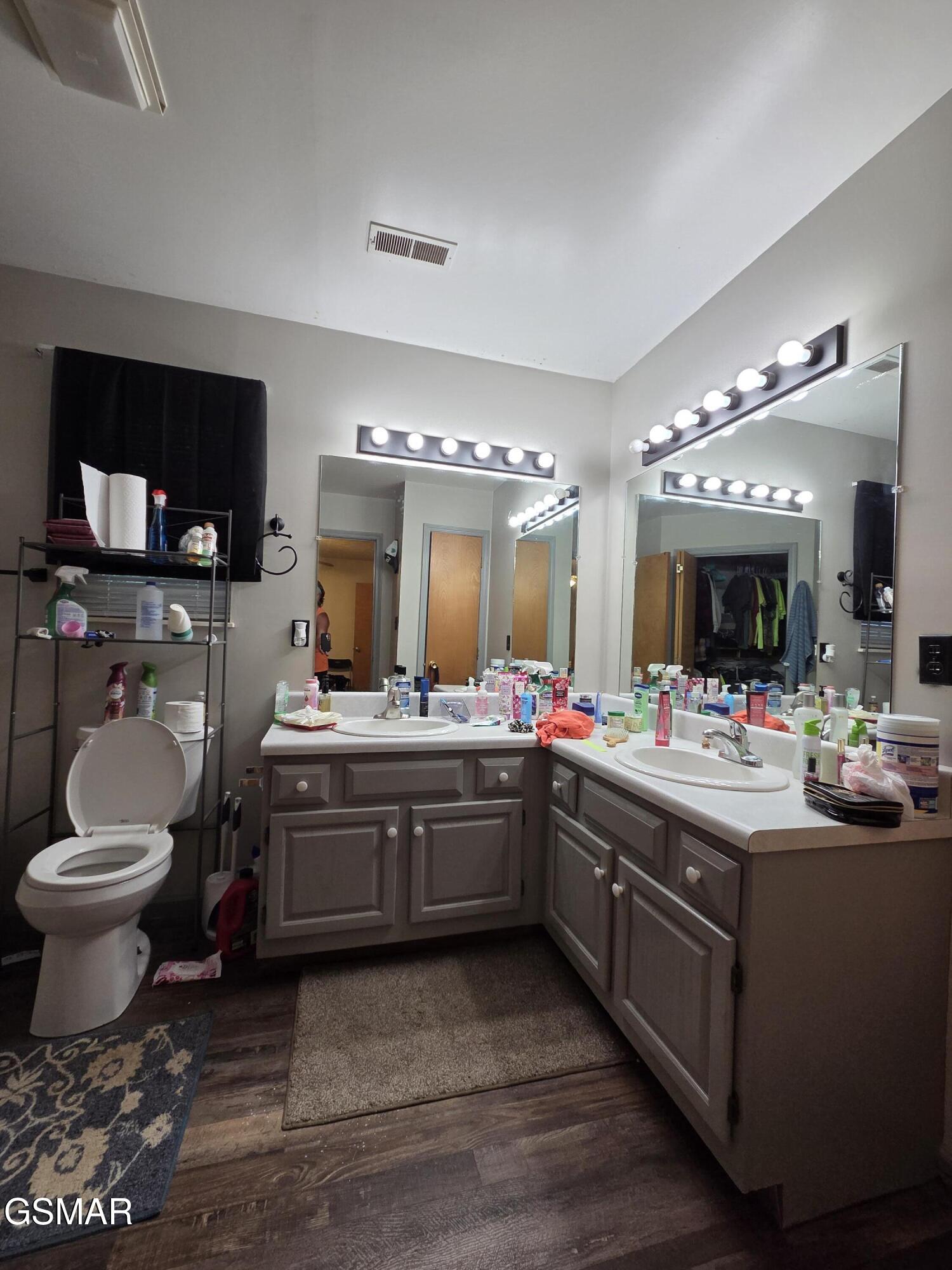 2865/2869 Happy Hollow Road Sevierville TN 37862