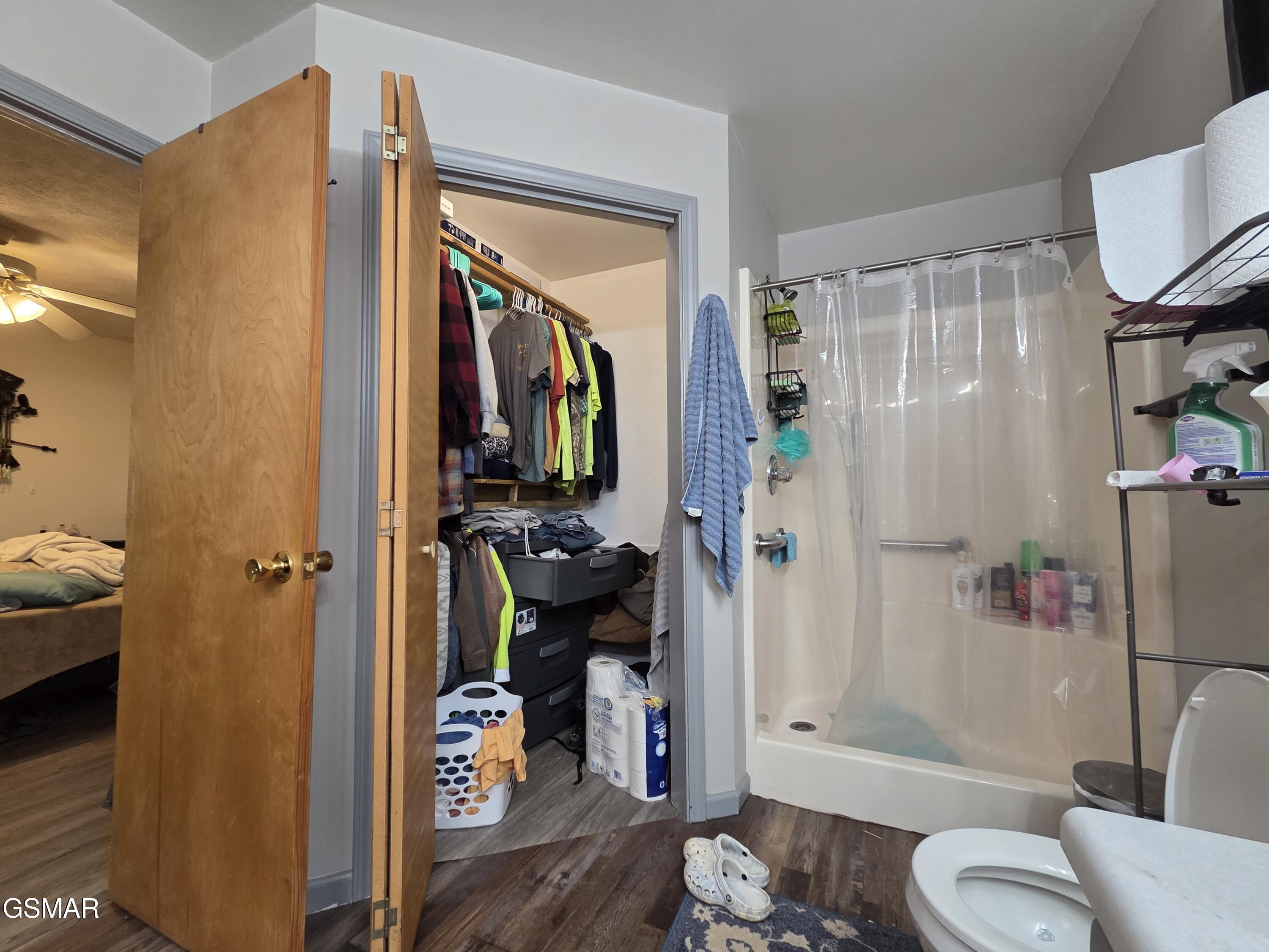 2865/2869 Happy Hollow Road Sevierville TN 37862