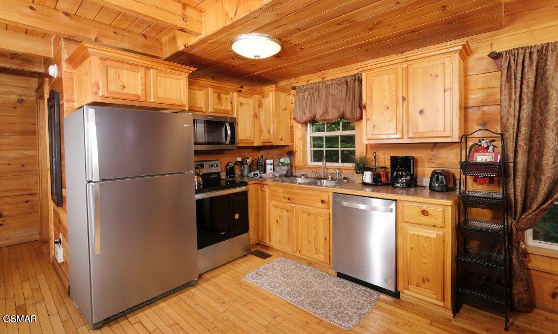 565 Galloway Lane Gatlinburg TN 37738