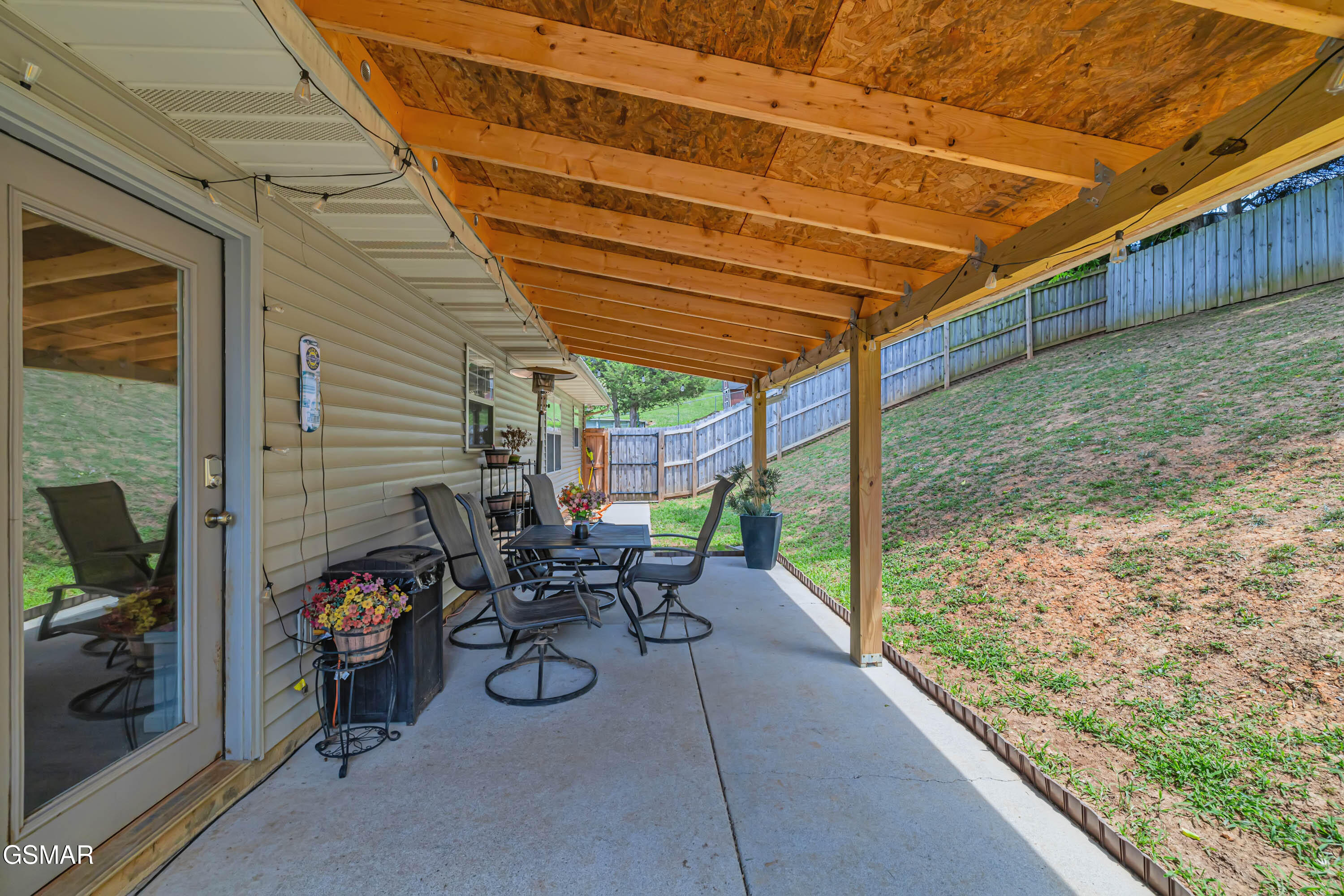 2746 Kentwood Drive Kodak TN 37764