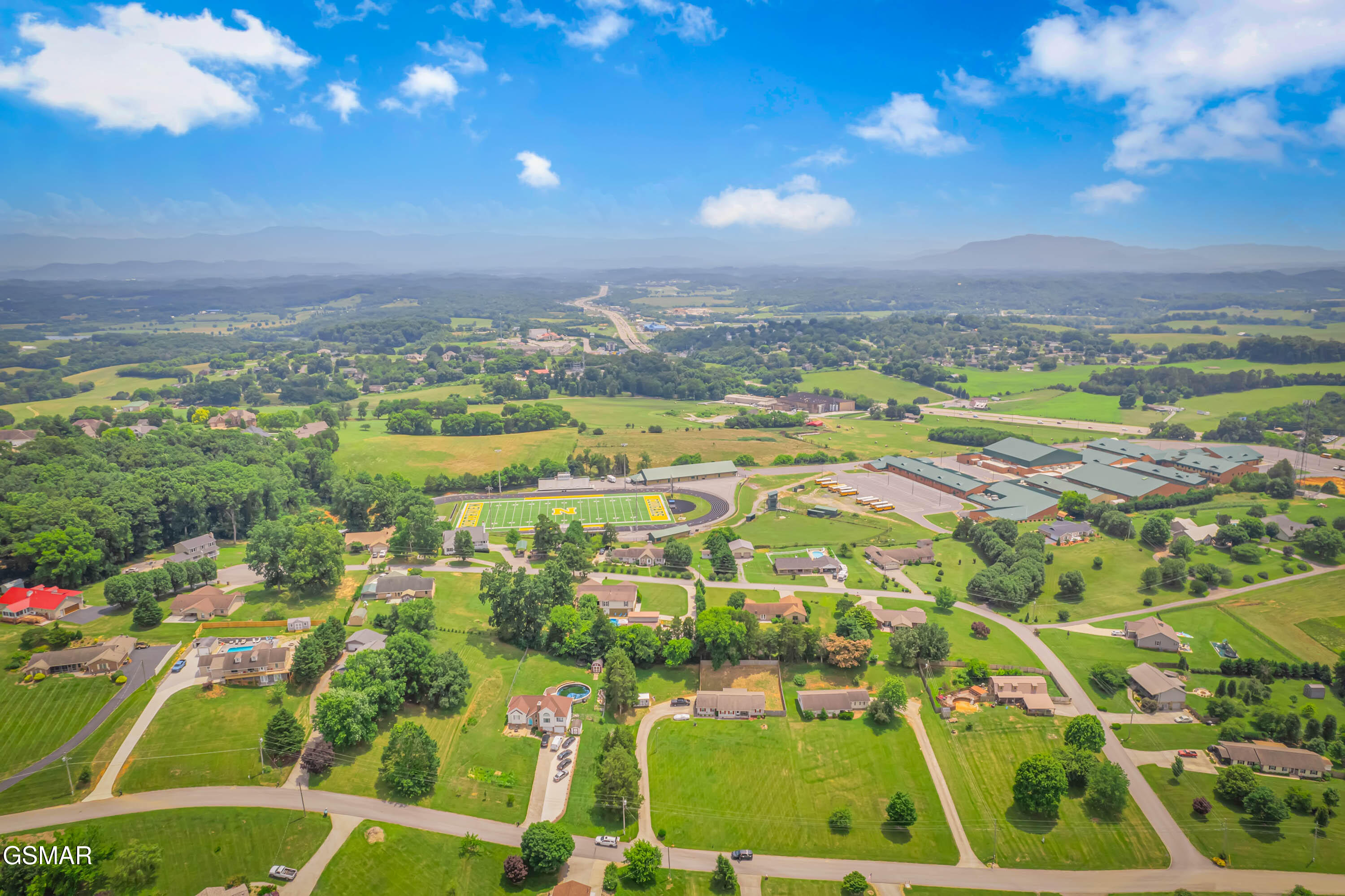 2746 Kentwood Drive Kodak TN 37764