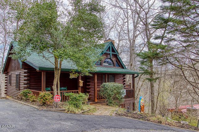 282 Cherokee Path Way Sevierville TN 37876