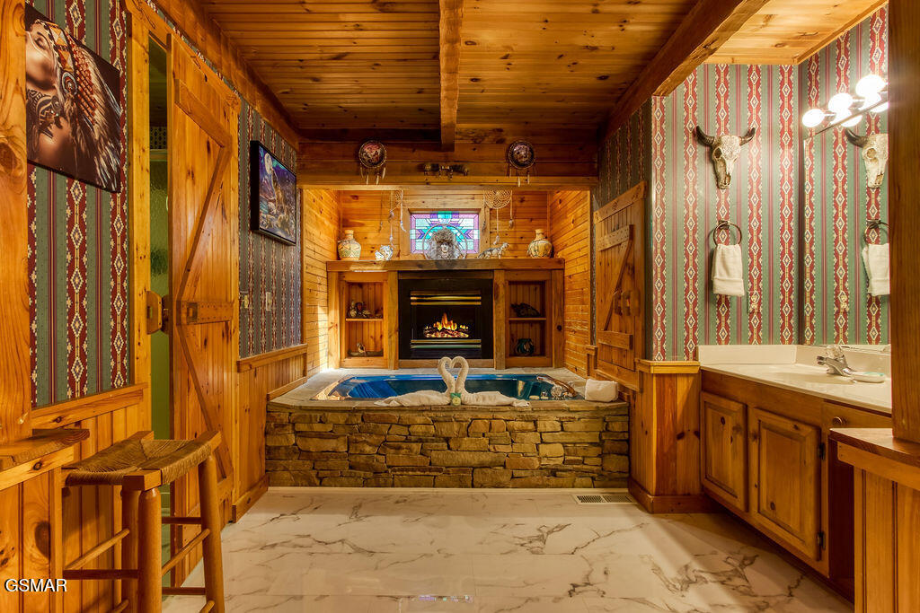 282 Cherokee Path Way Sevierville TN 37876