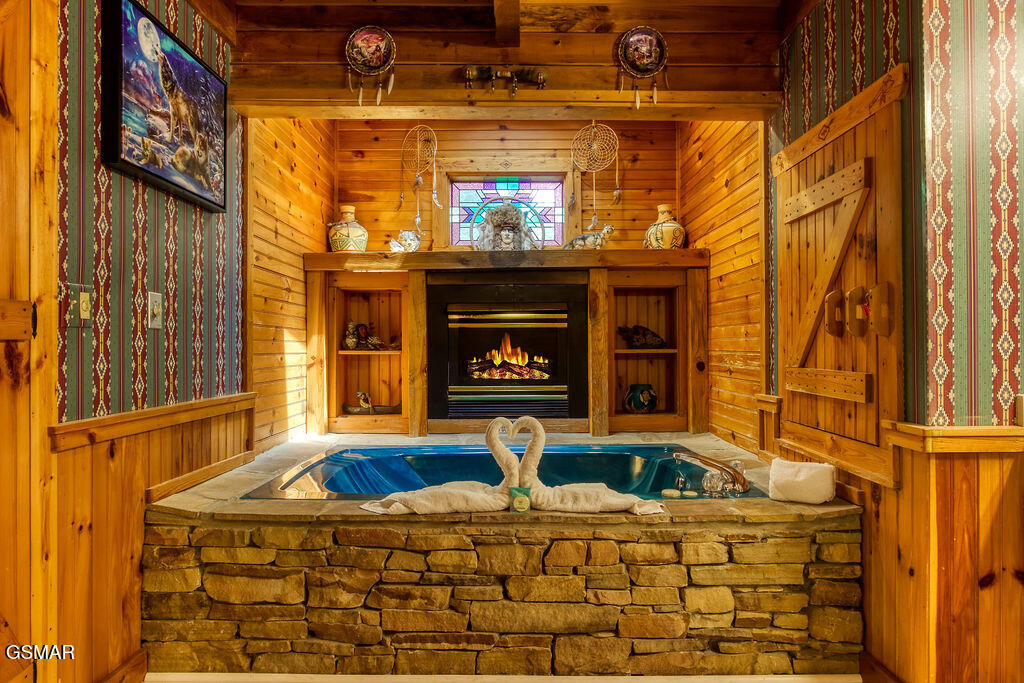 282 Cherokee Path Way Sevierville TN 37876
