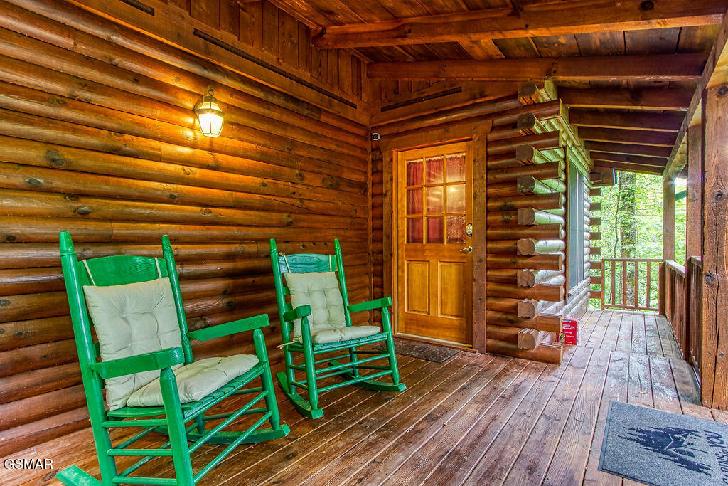 282 Cherokee Path Way Sevierville TN 37876