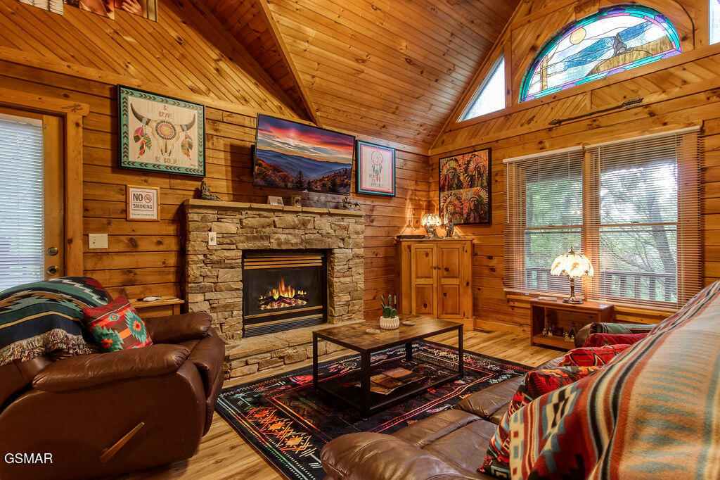 282 Cherokee Path Way Sevierville TN 37876