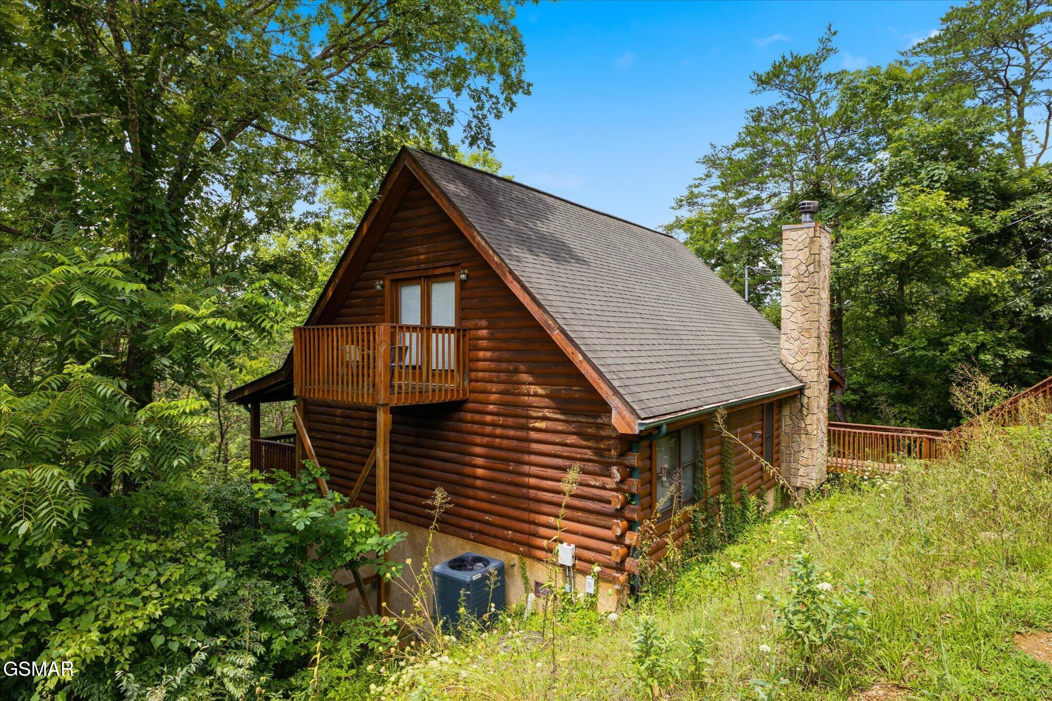 1356 Wedge Tailed Lane Sevierville TN 37876