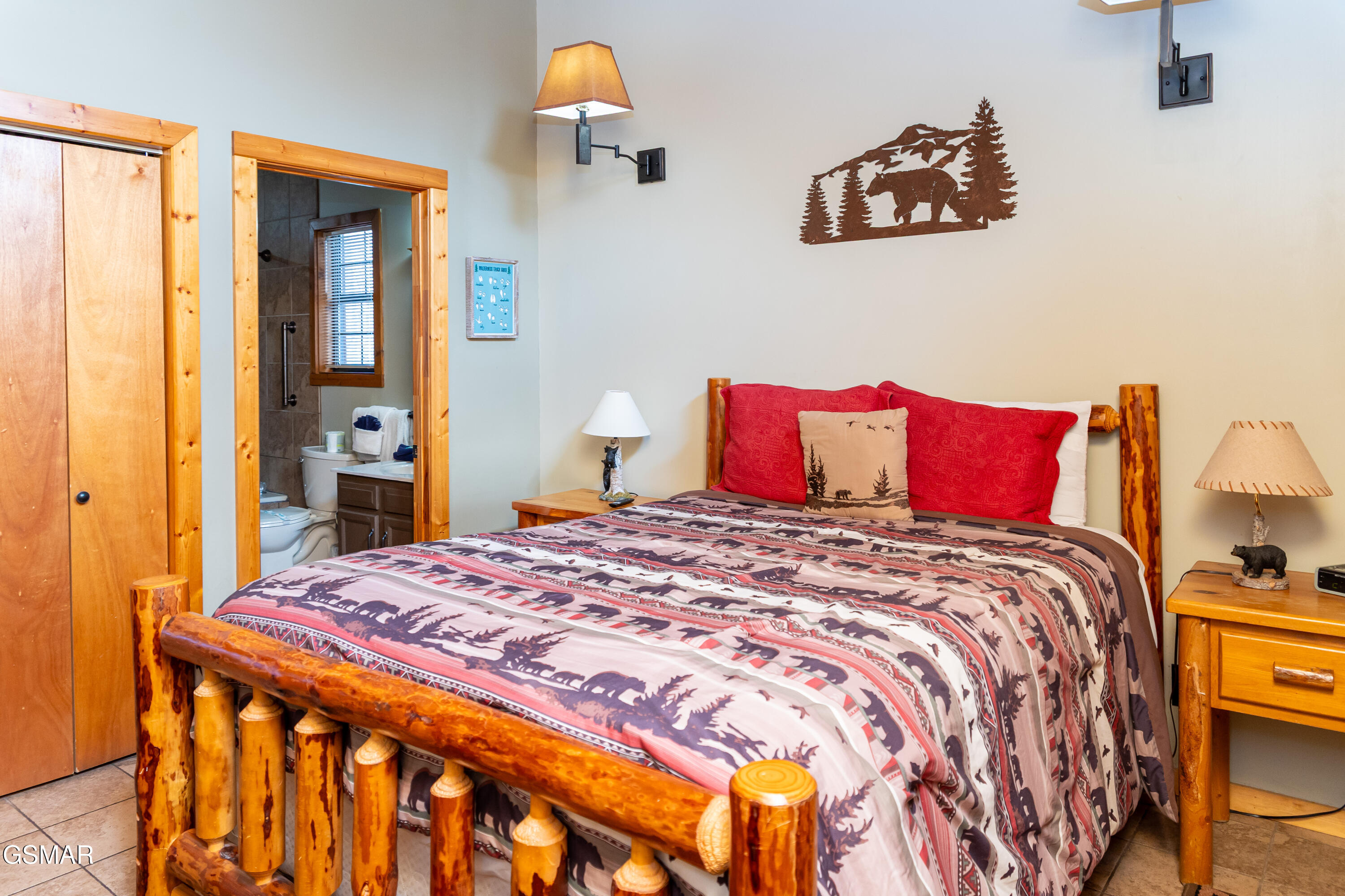 1107 Fox Run Gatlinburg TN 37738