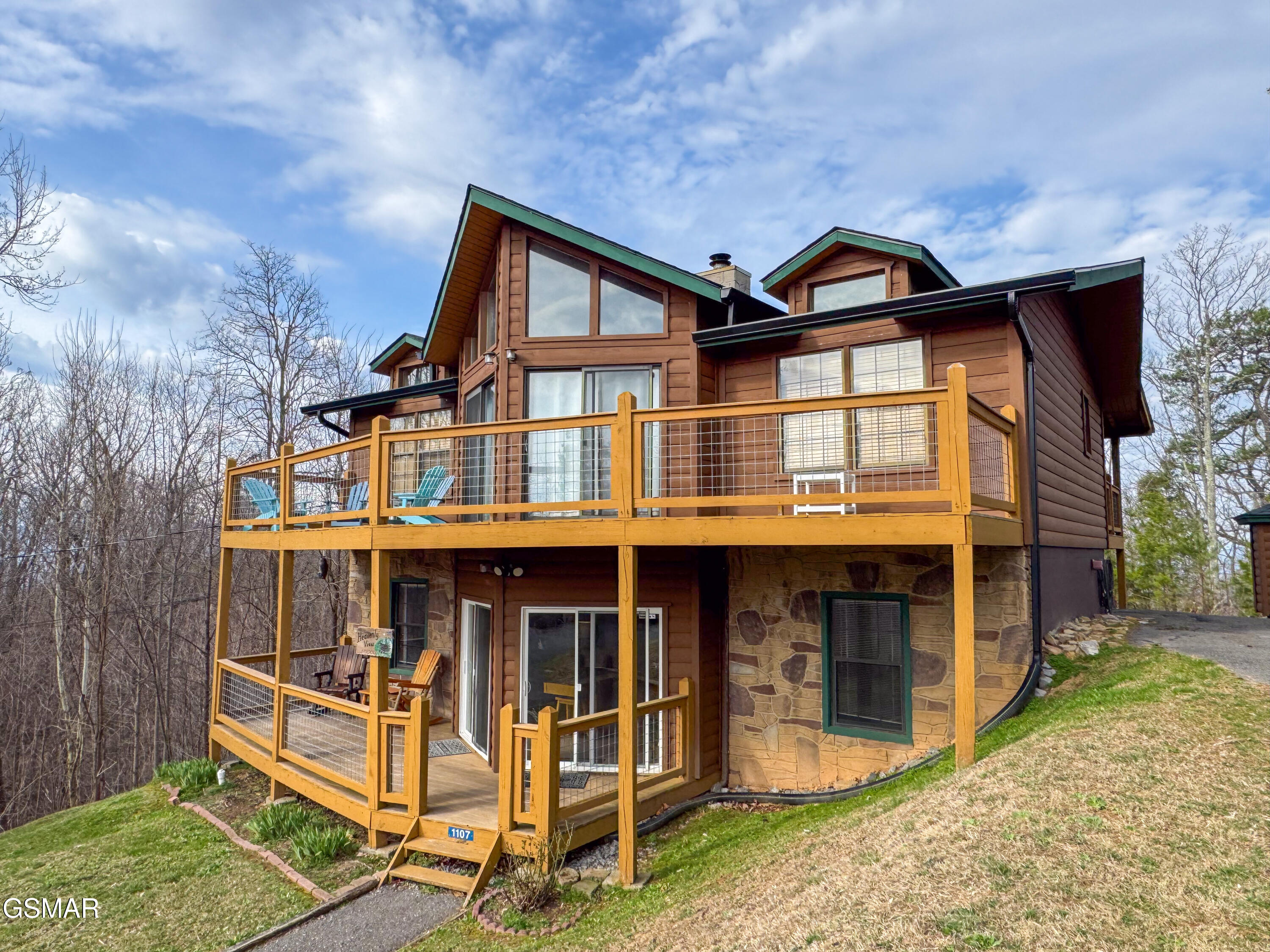 1107 Fox Run Gatlinburg TN 37738