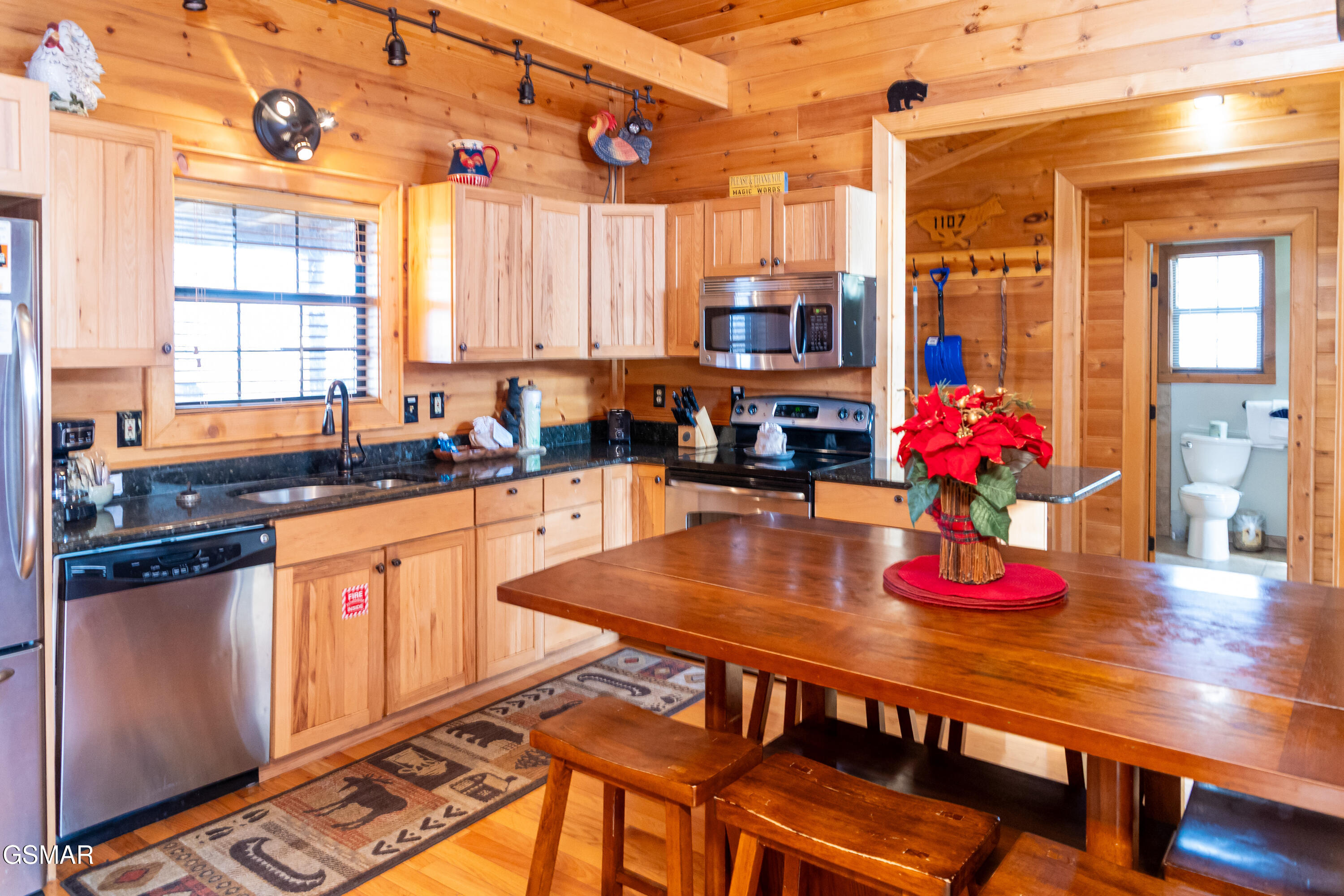 1107 Fox Run Gatlinburg TN 37738