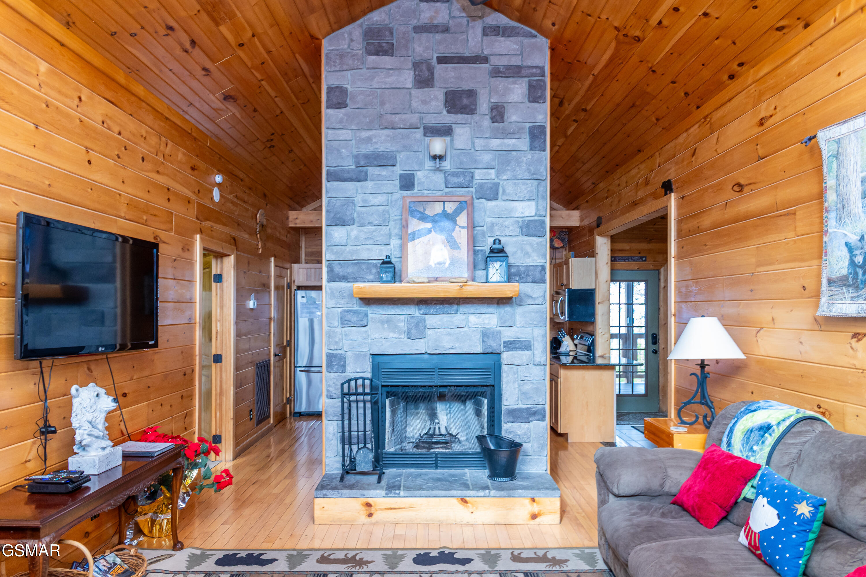 1107 Fox Run Gatlinburg TN 37738