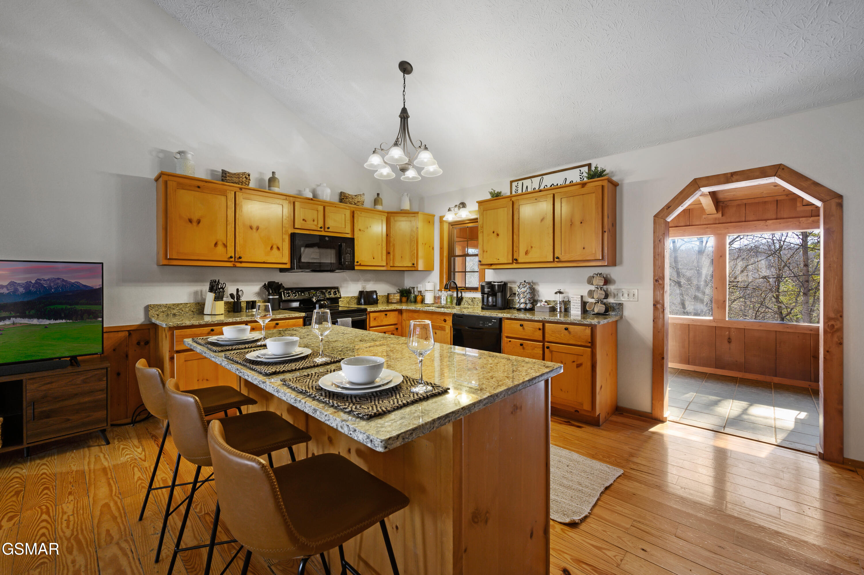 3255 Cove Creek Way Sevierville TN 37862