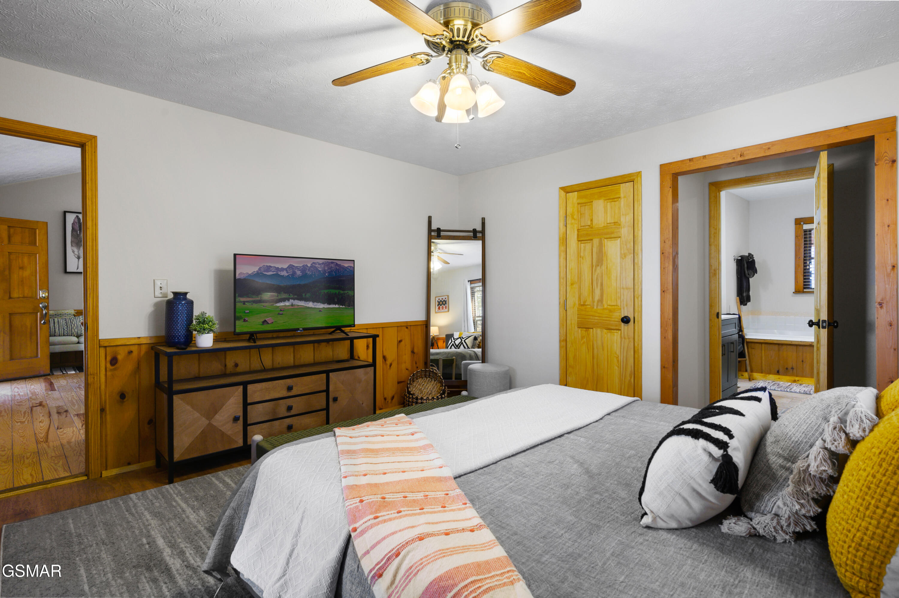 3255 Cove Creek Way Sevierville TN 37862