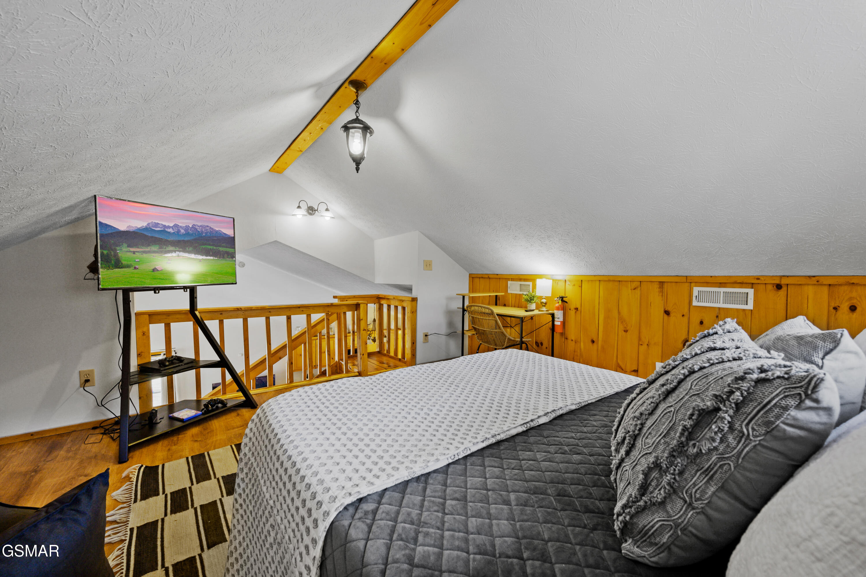 3255 Cove Creek Way Sevierville TN 37862