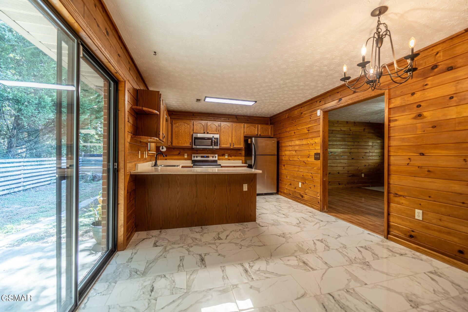 2310 Goldrush Road Pigeon Forge TN 37863