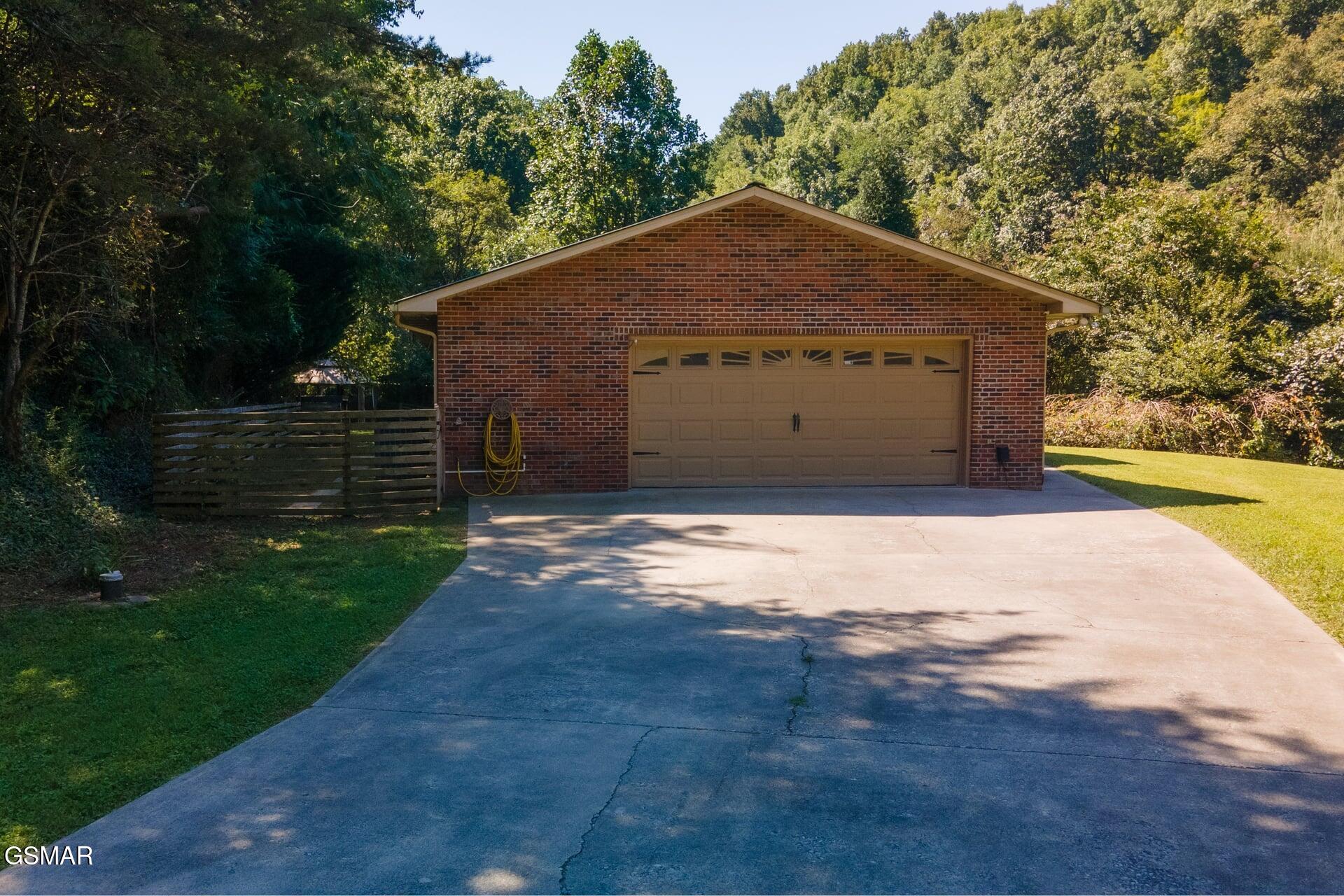 2310 Goldrush Road Pigeon Forge TN 37863